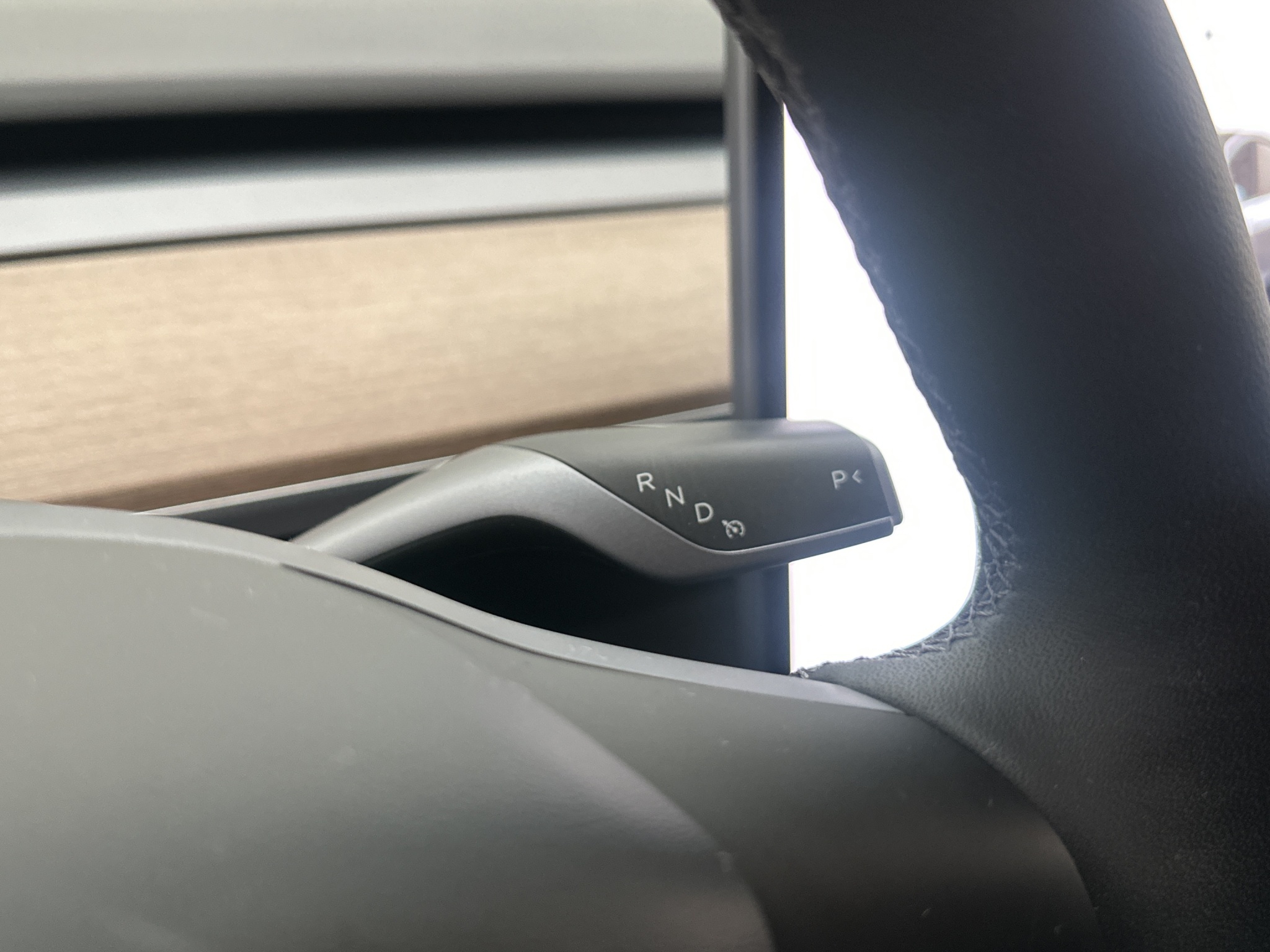 Tesla Model Y 2023 - miniatyr 29