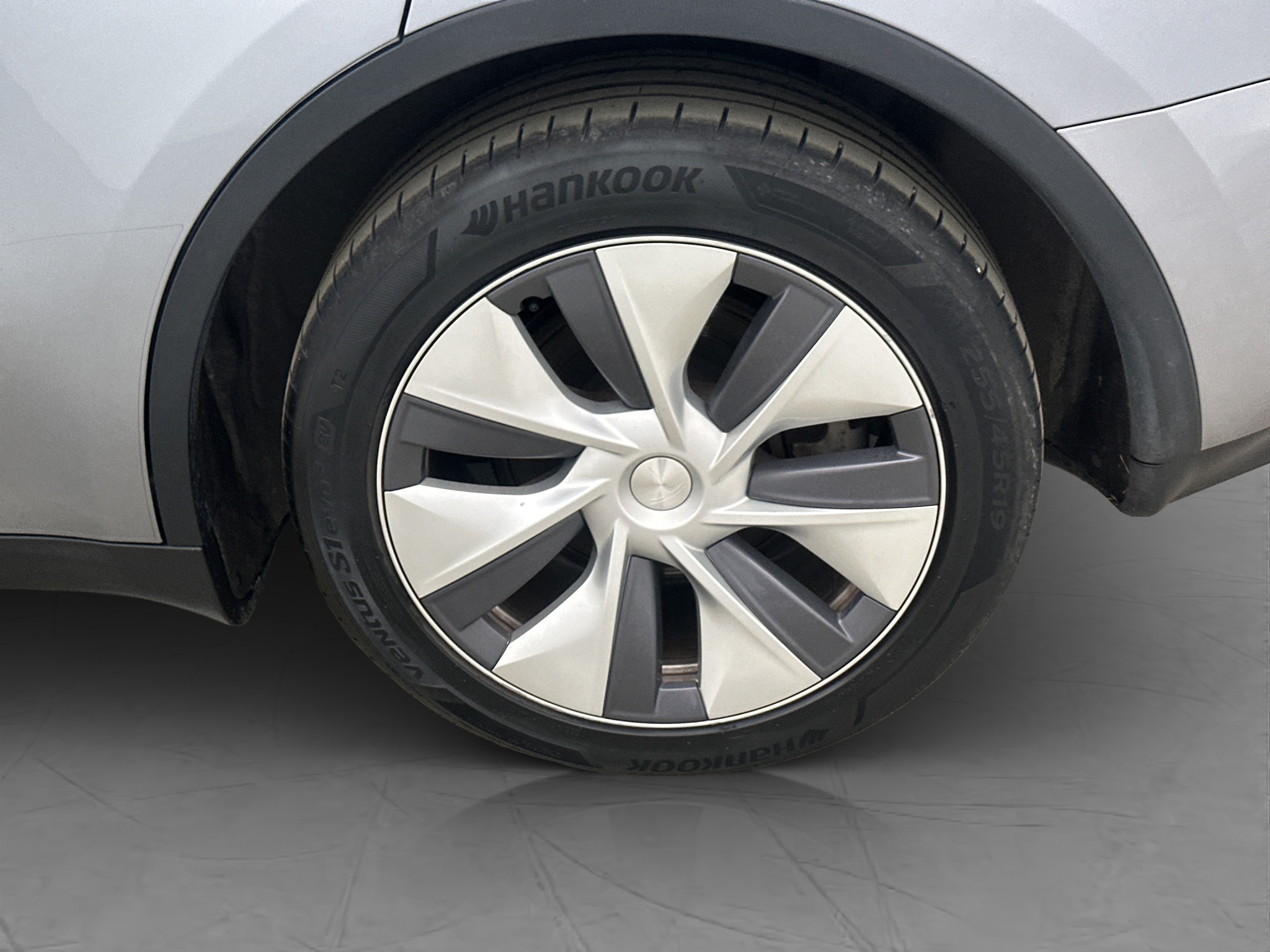 Tesla Model Y 2023 - miniatyr 31