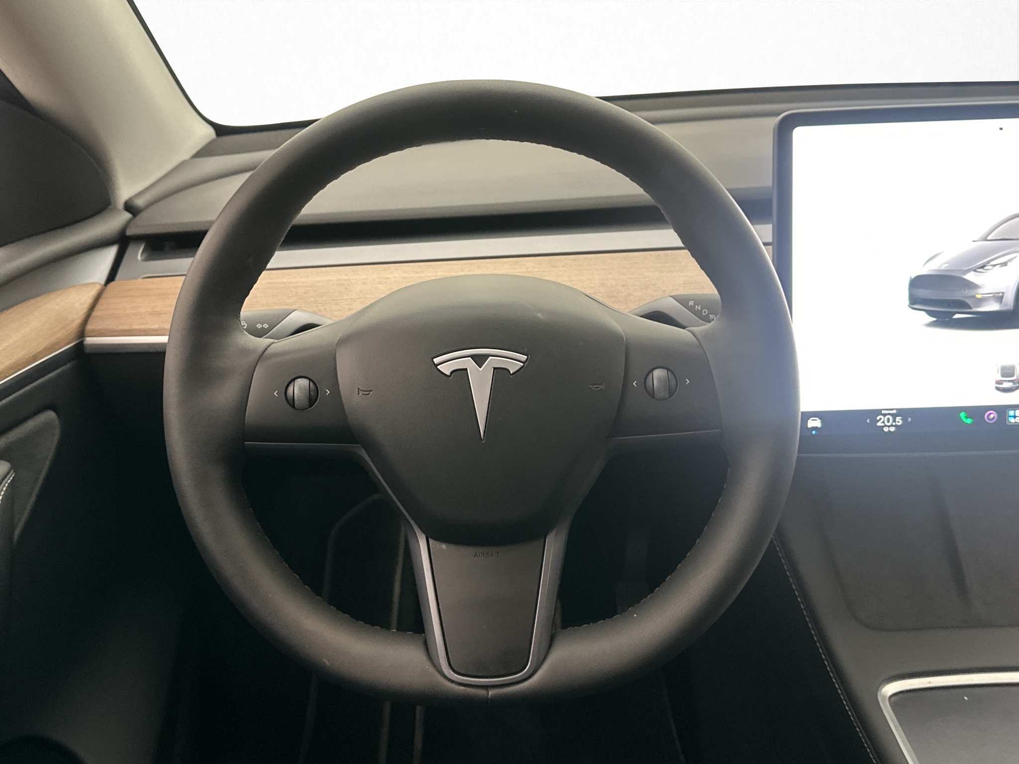 Tesla Model Y 2023 - miniatyr 10