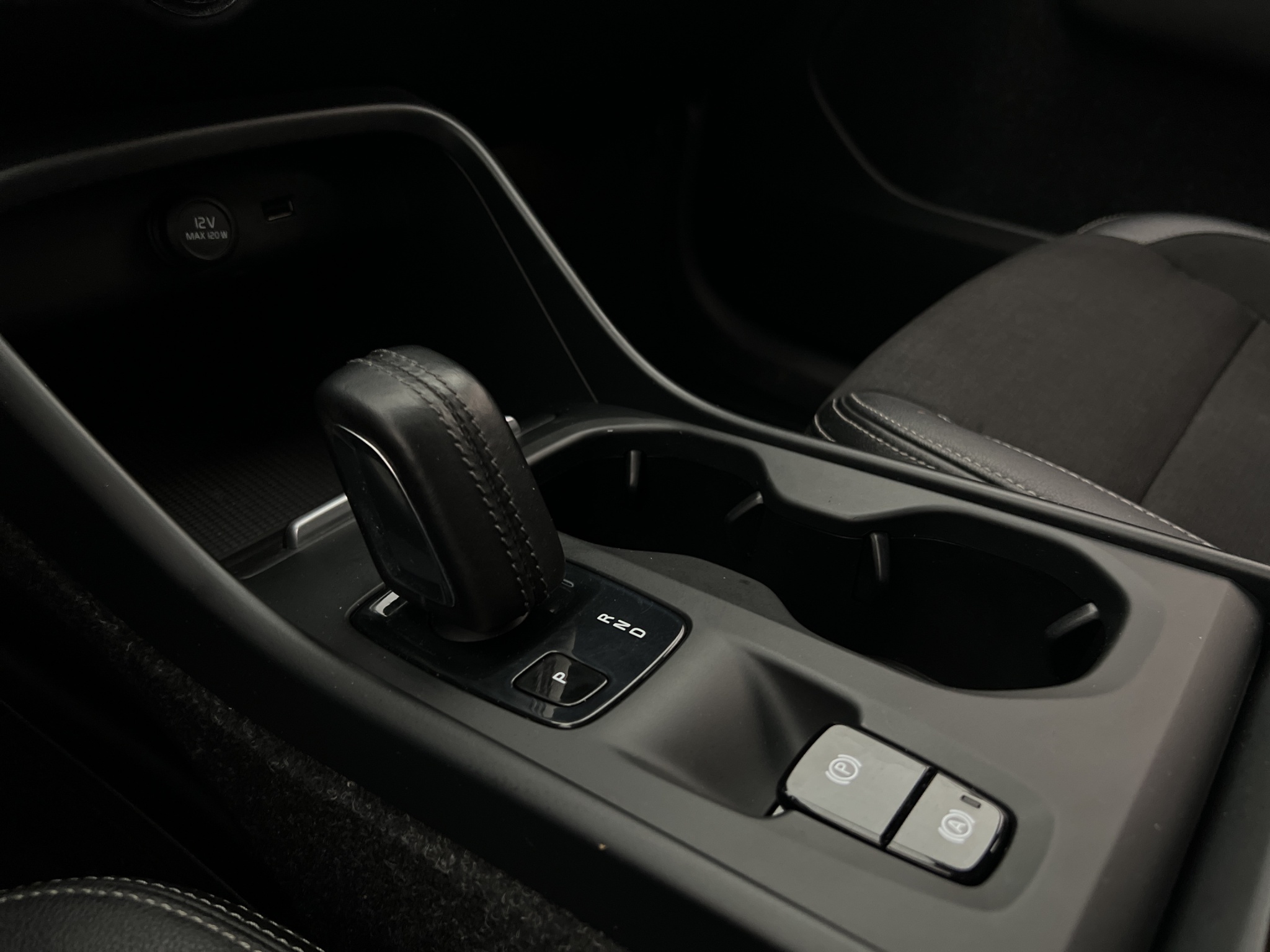 Volvo XC40 2019 - miniatyr 22
