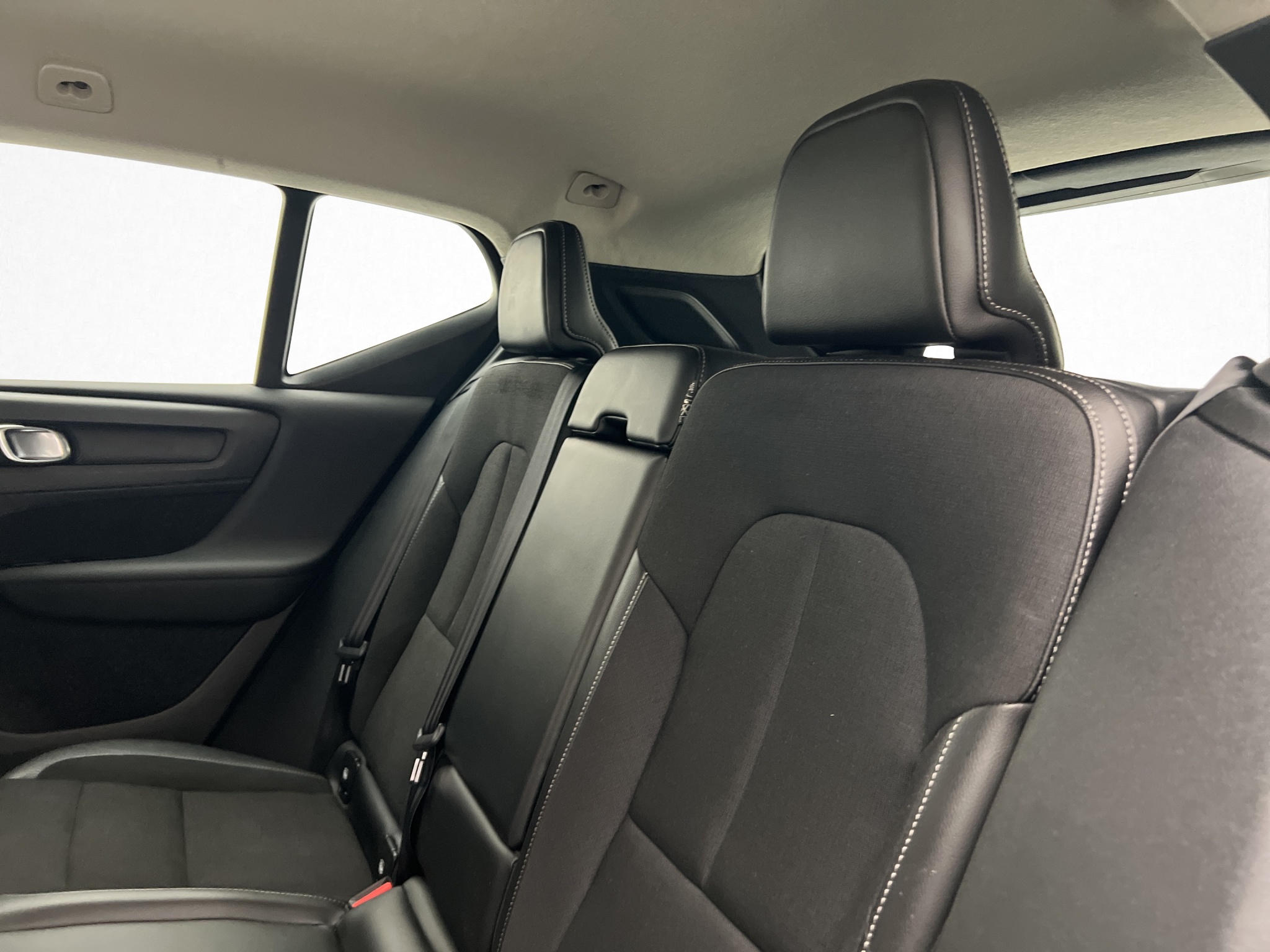 Volvo XC40 2019 - miniatyr 25