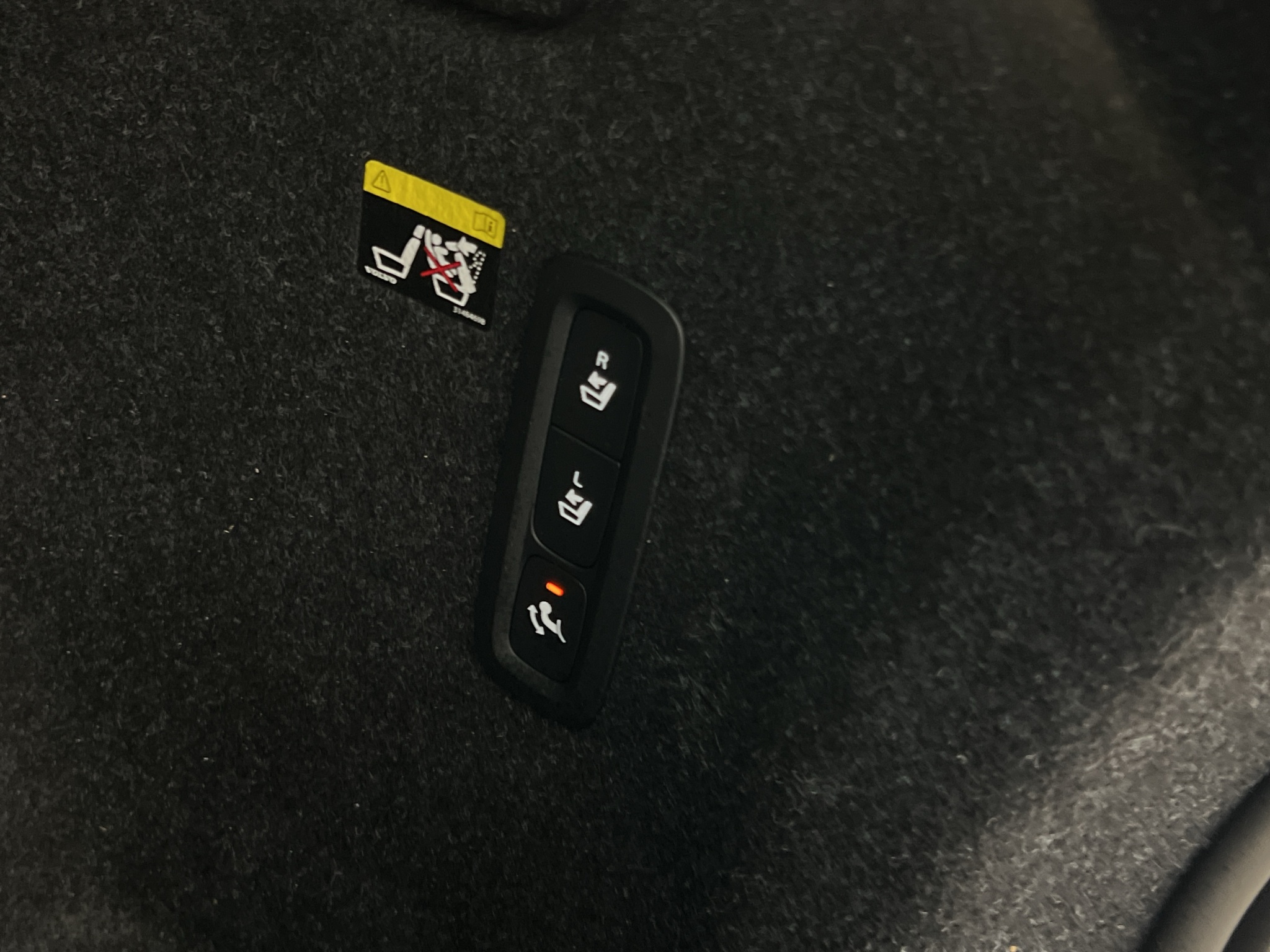 Volvo XC40 2019 - miniatyr 27