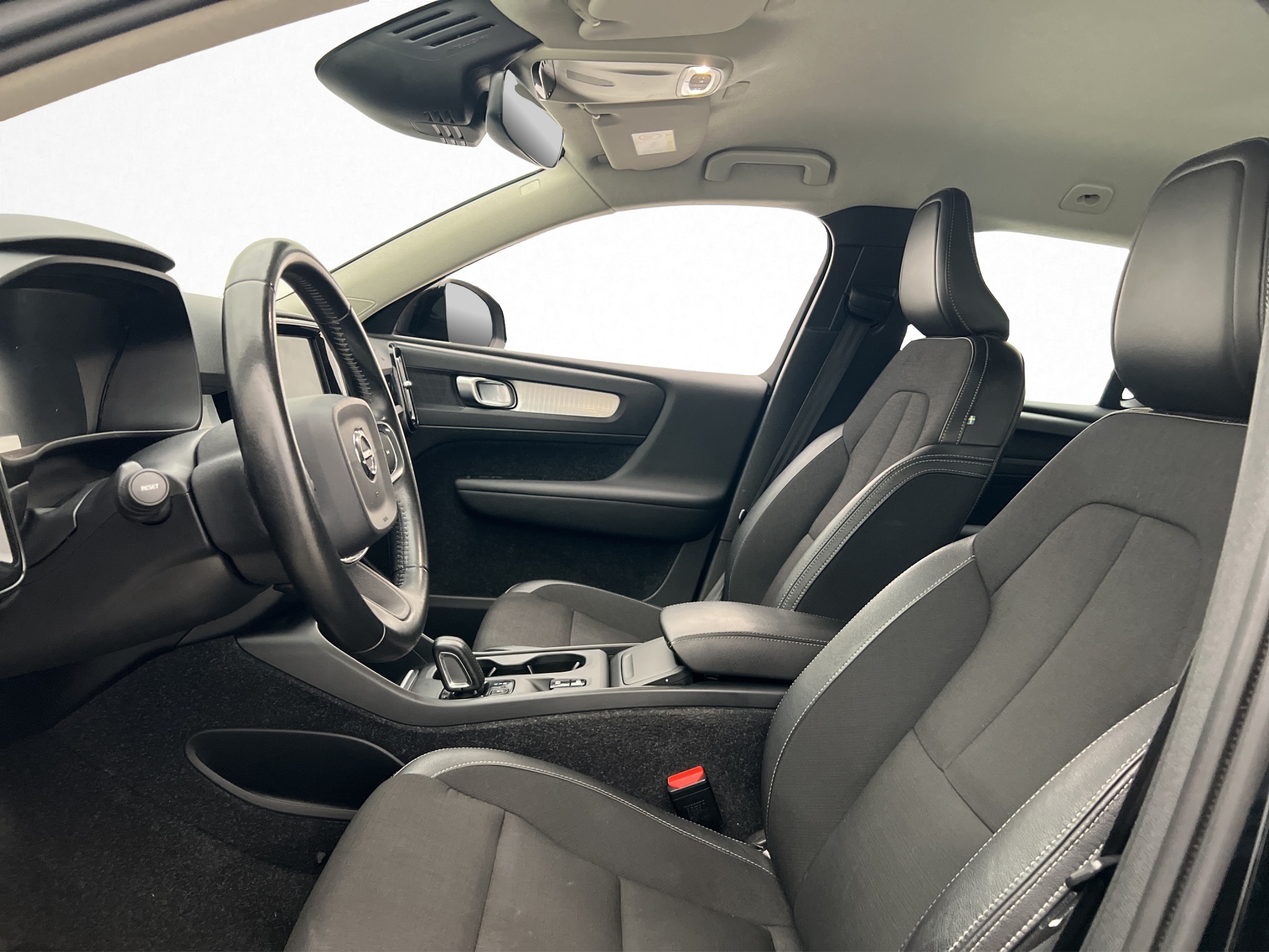 Volvo XC40 2019 - miniatyr 6