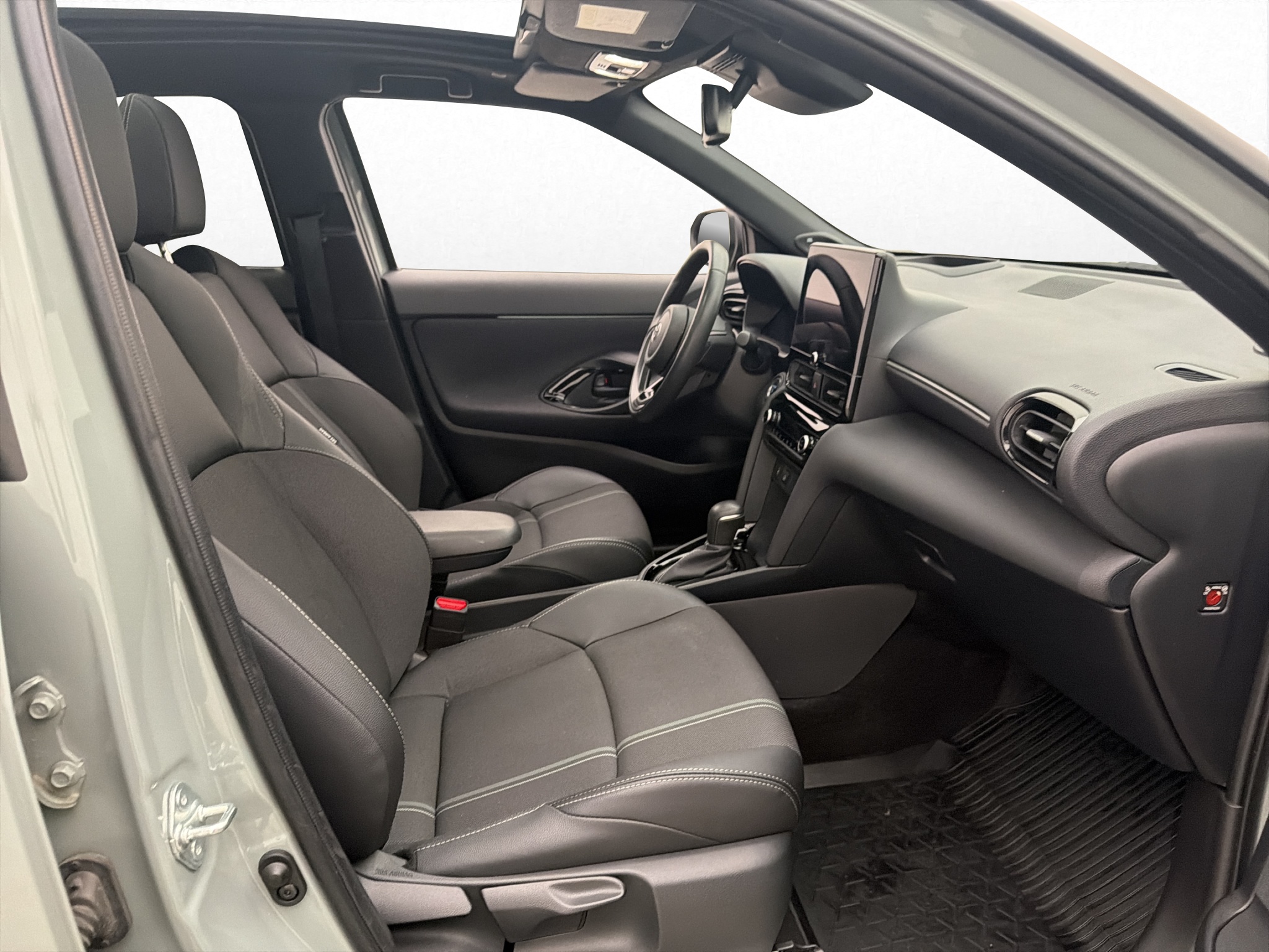 Toyota Yaris Cross 2024 - miniatyr 25