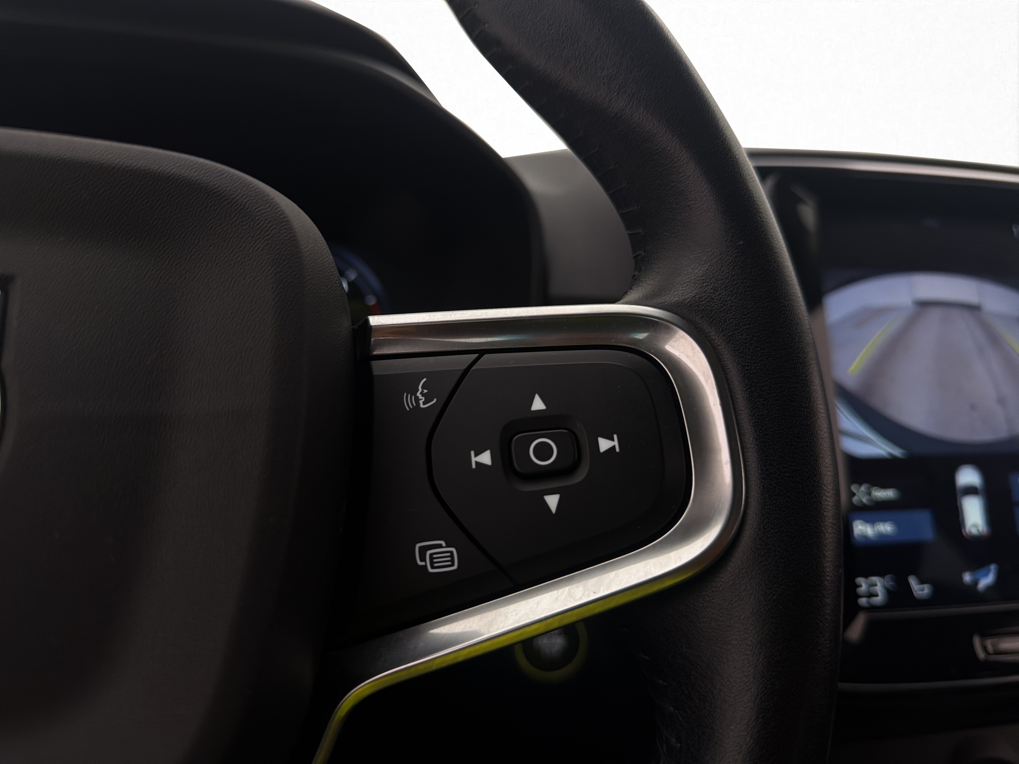 Volvo XC40 2020 - miniatyr 16