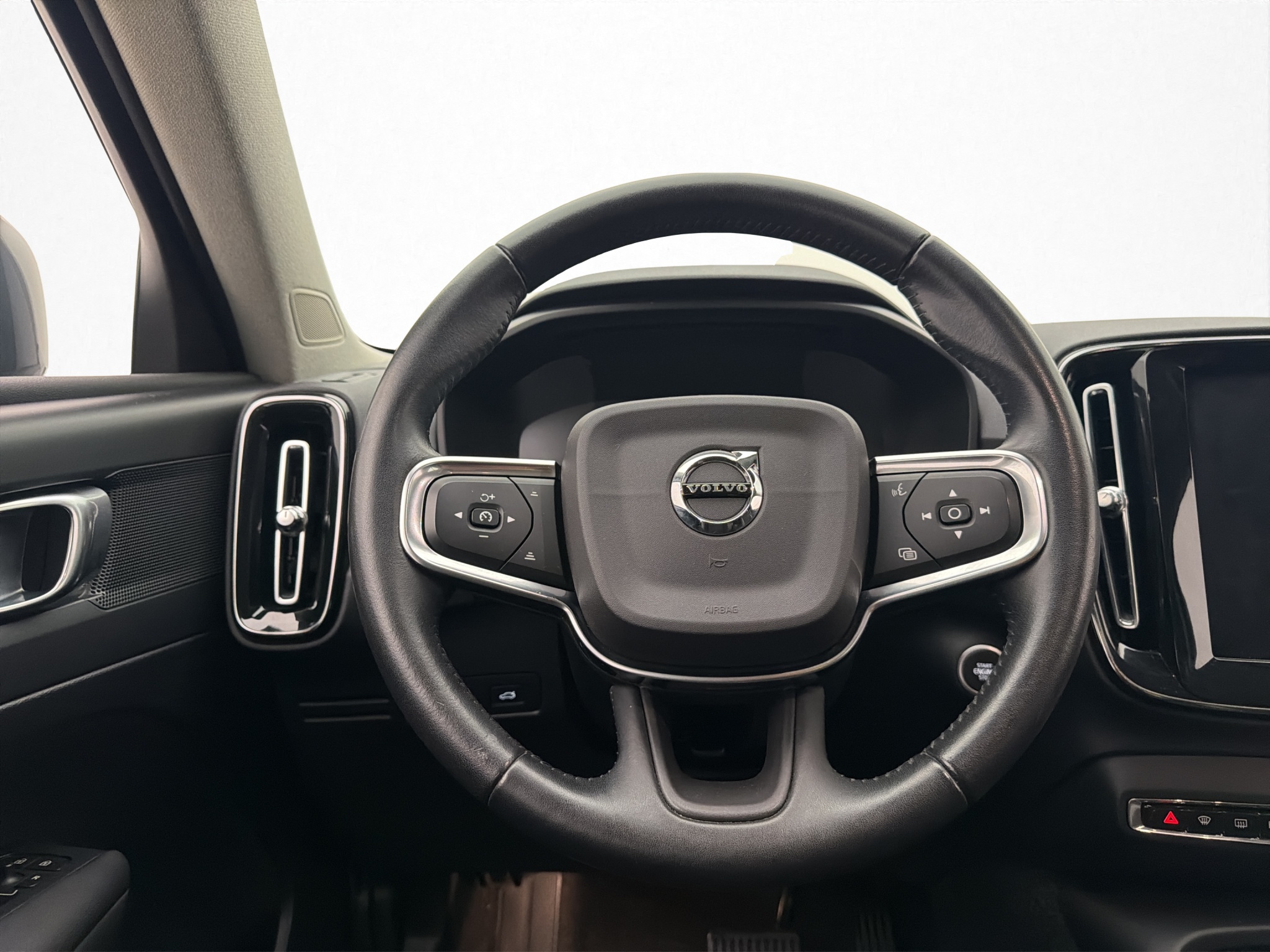 Volvo XC40 2020 - miniatyr 8