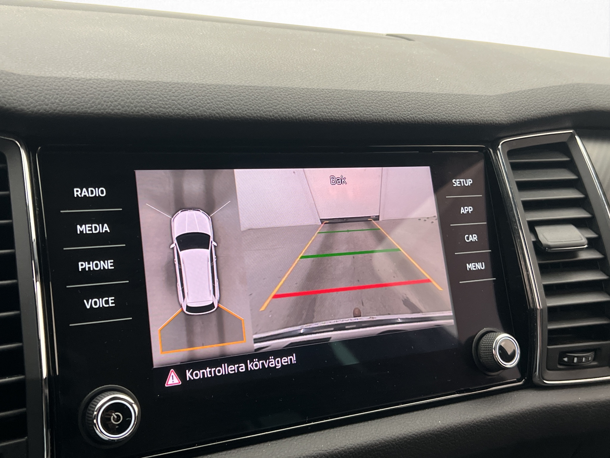 Skoda Kodiaq 2019 - miniatyr 21