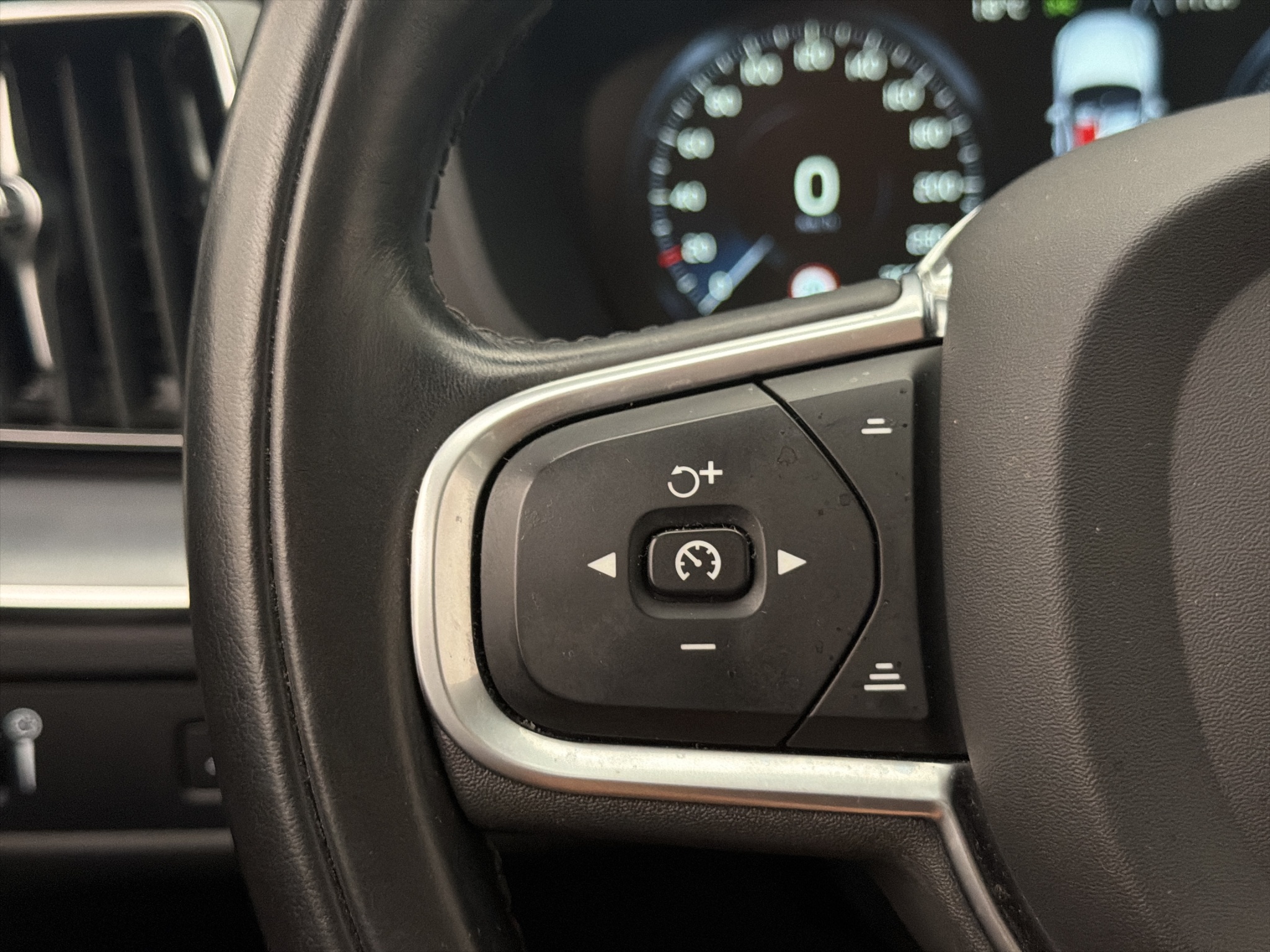 Volvo XC60 2019 - miniatyr 16