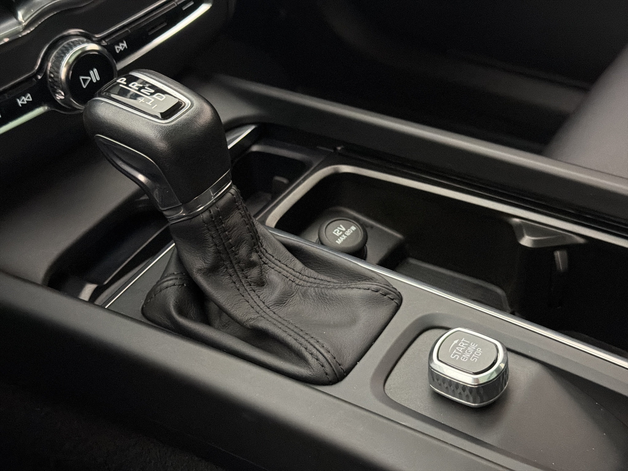 Volvo XC60 2019 - miniatyr 27