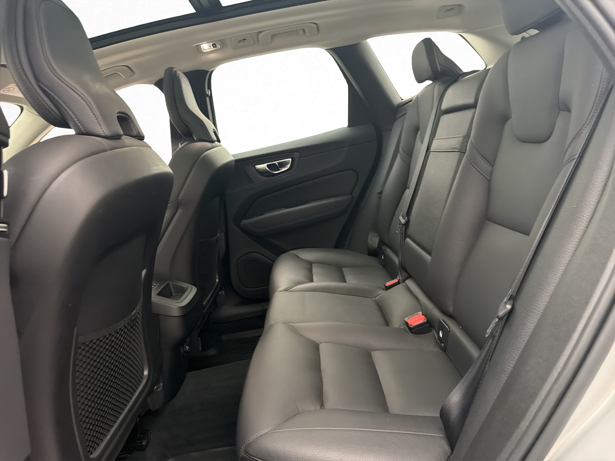 Volvo XC60 2019 - miniatyr 30