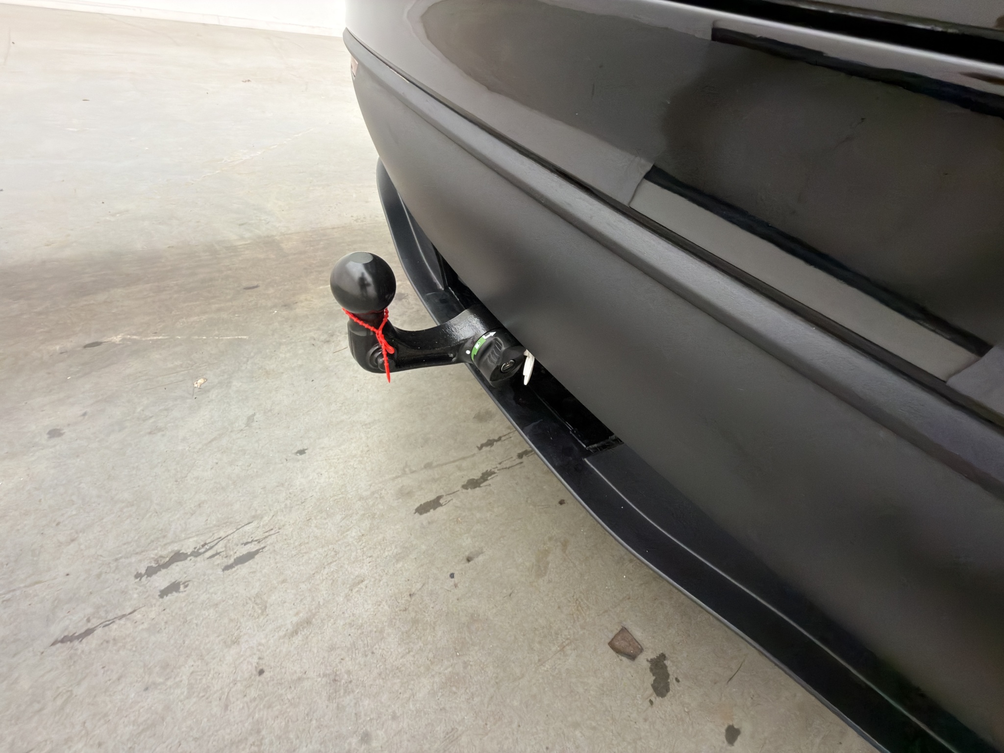 Tesla Model Y 2023 - miniatyr 2