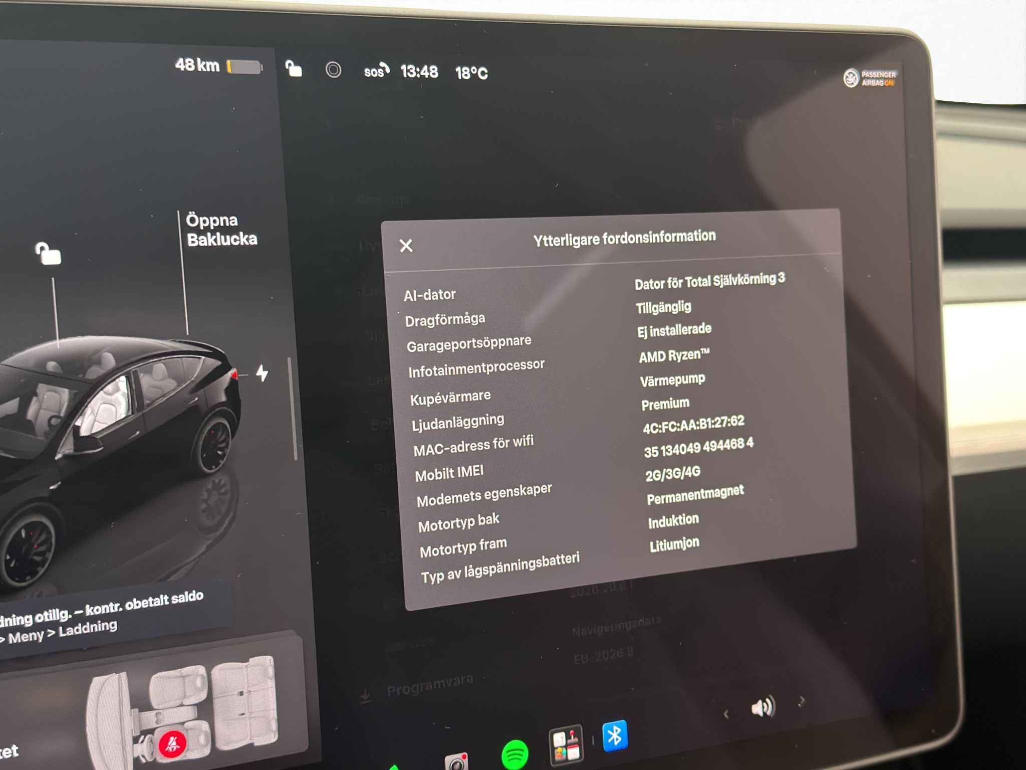 Tesla Model Y 2023 - miniatyr 24