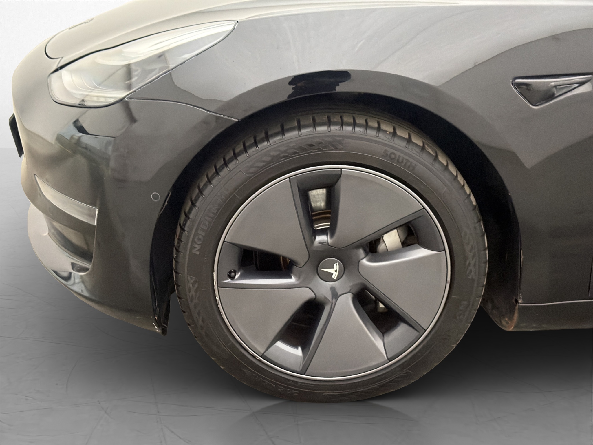 Tesla Model 3 2019 - miniatyr 30