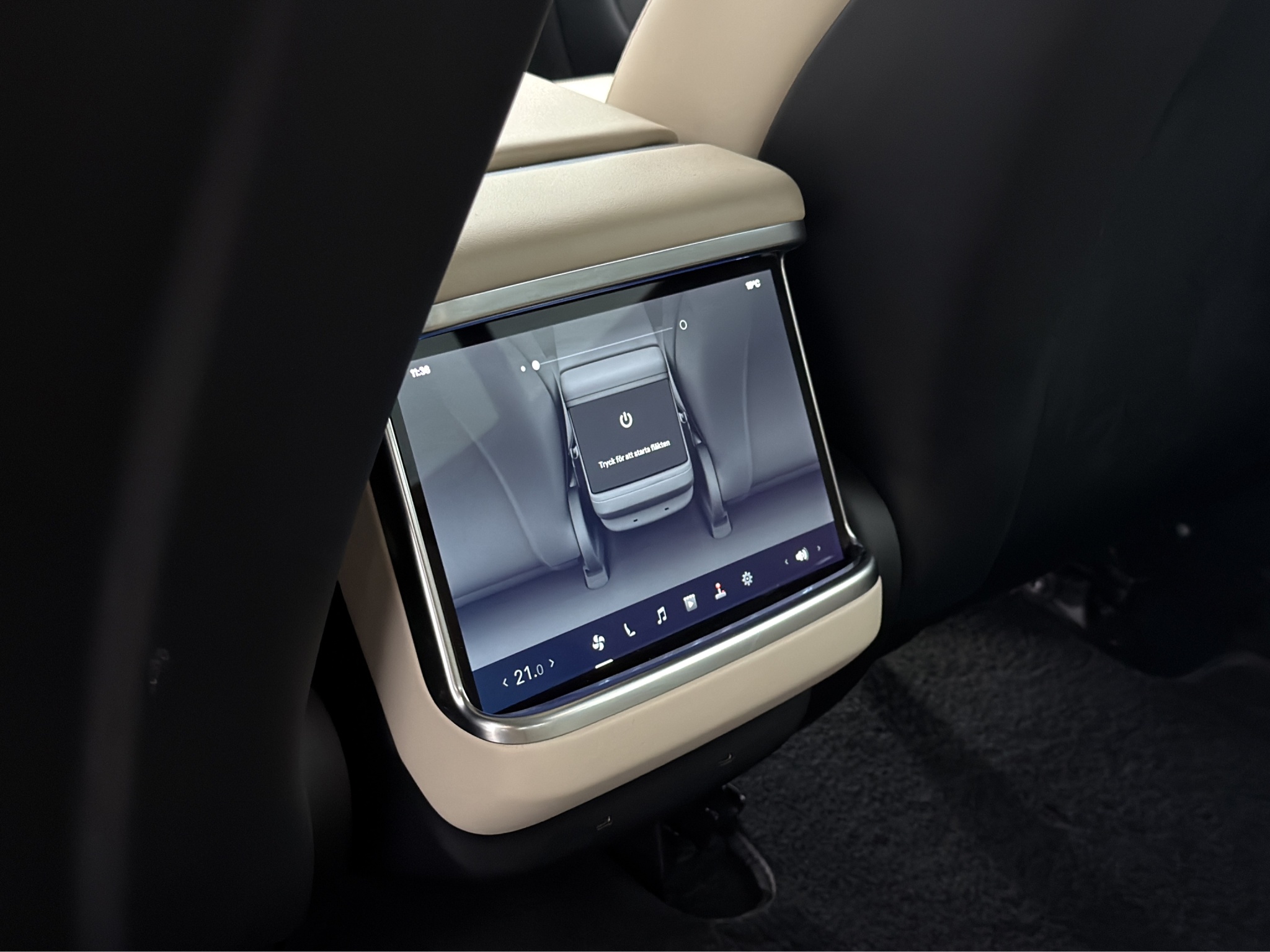 Tesla Model S 2023 - miniatyr 30
