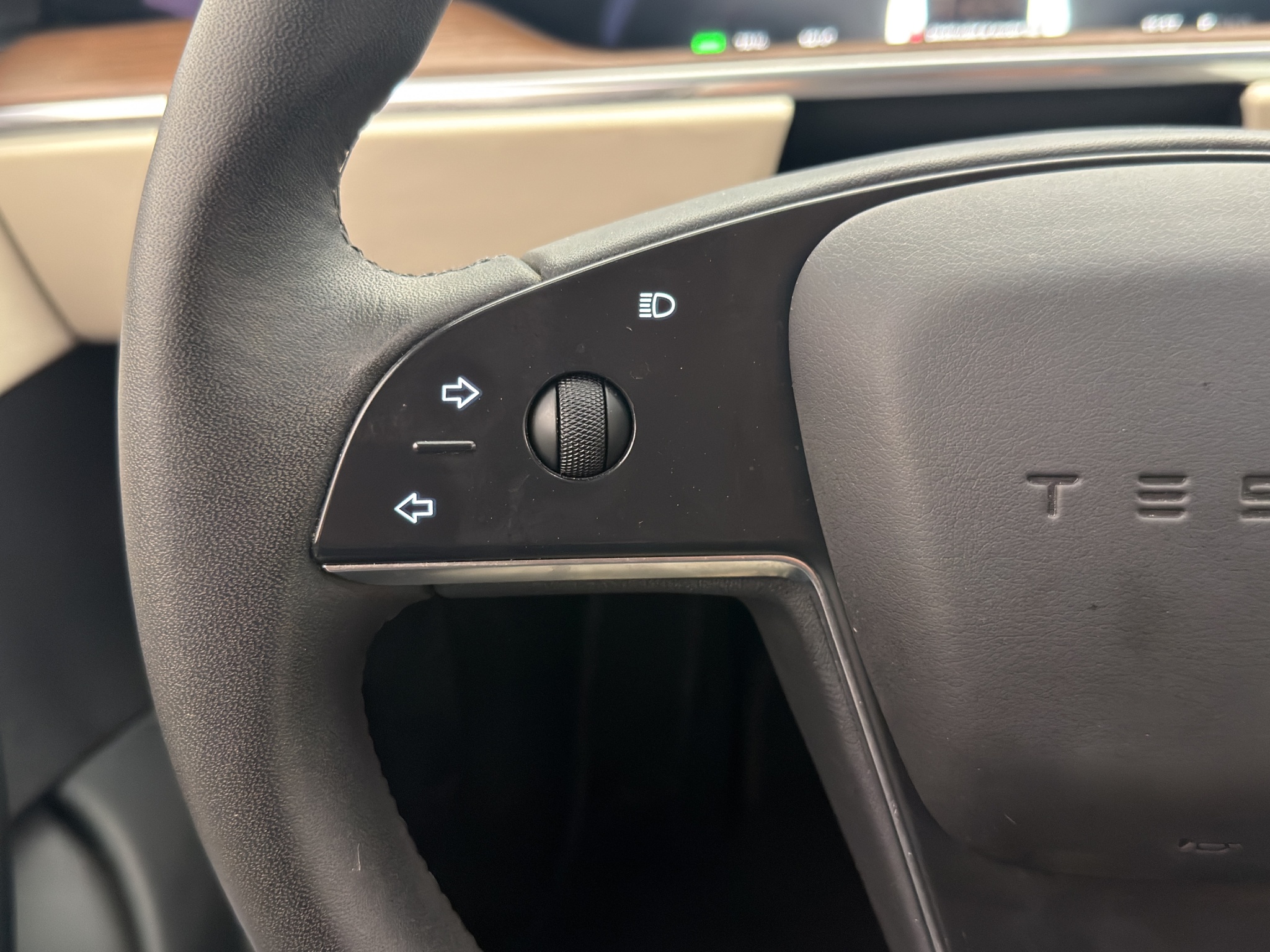 Tesla Model S 2023 - miniatyr 10