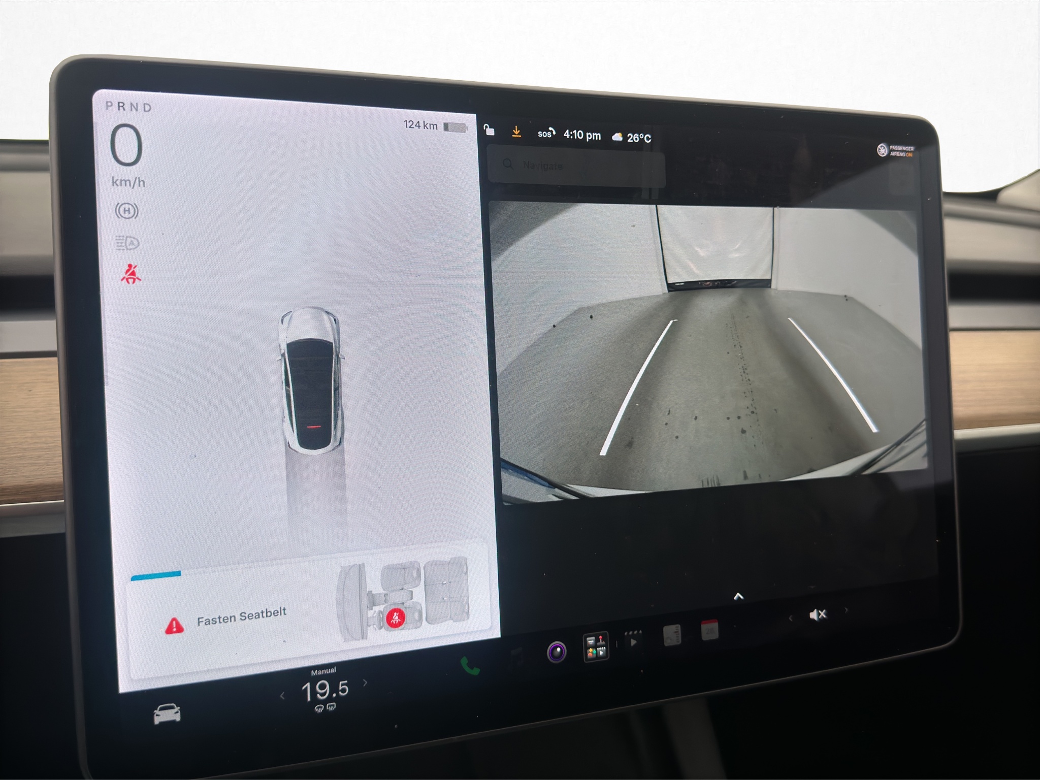 Tesla Model Y 2021 - miniatyr 10