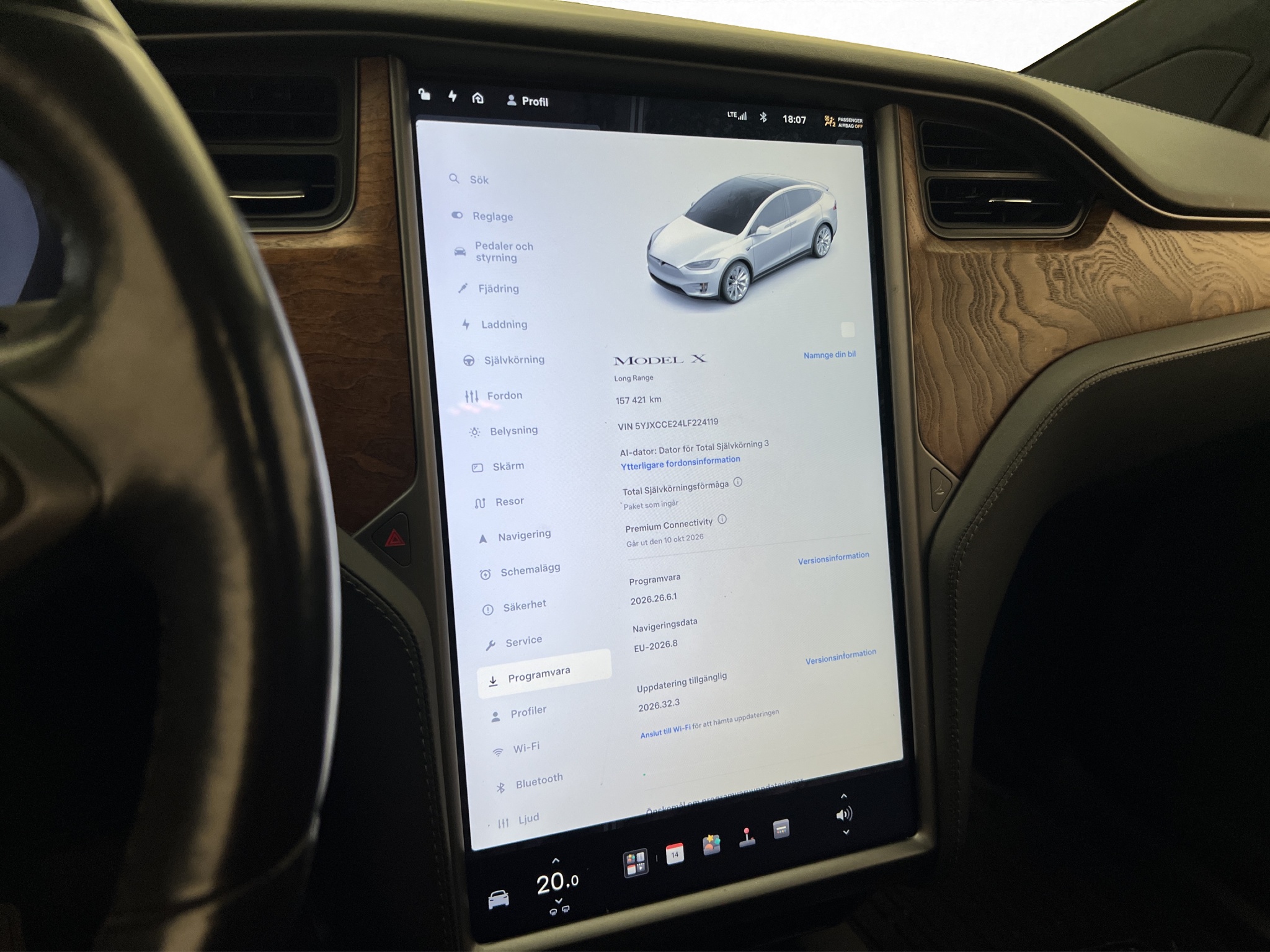 Tesla Model X 2020 - miniatyr 24