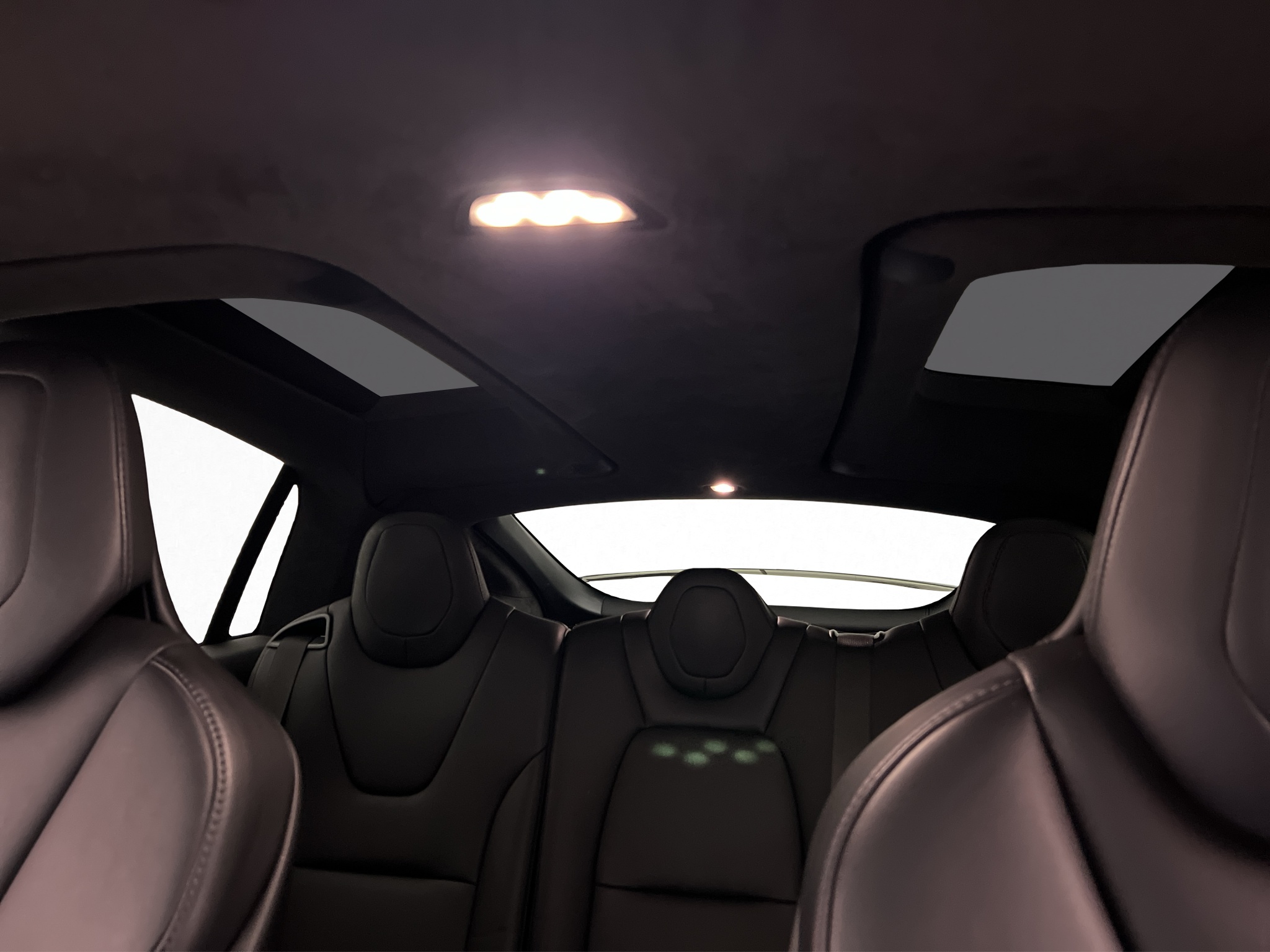 Tesla Model X 2020 - miniatyr 10