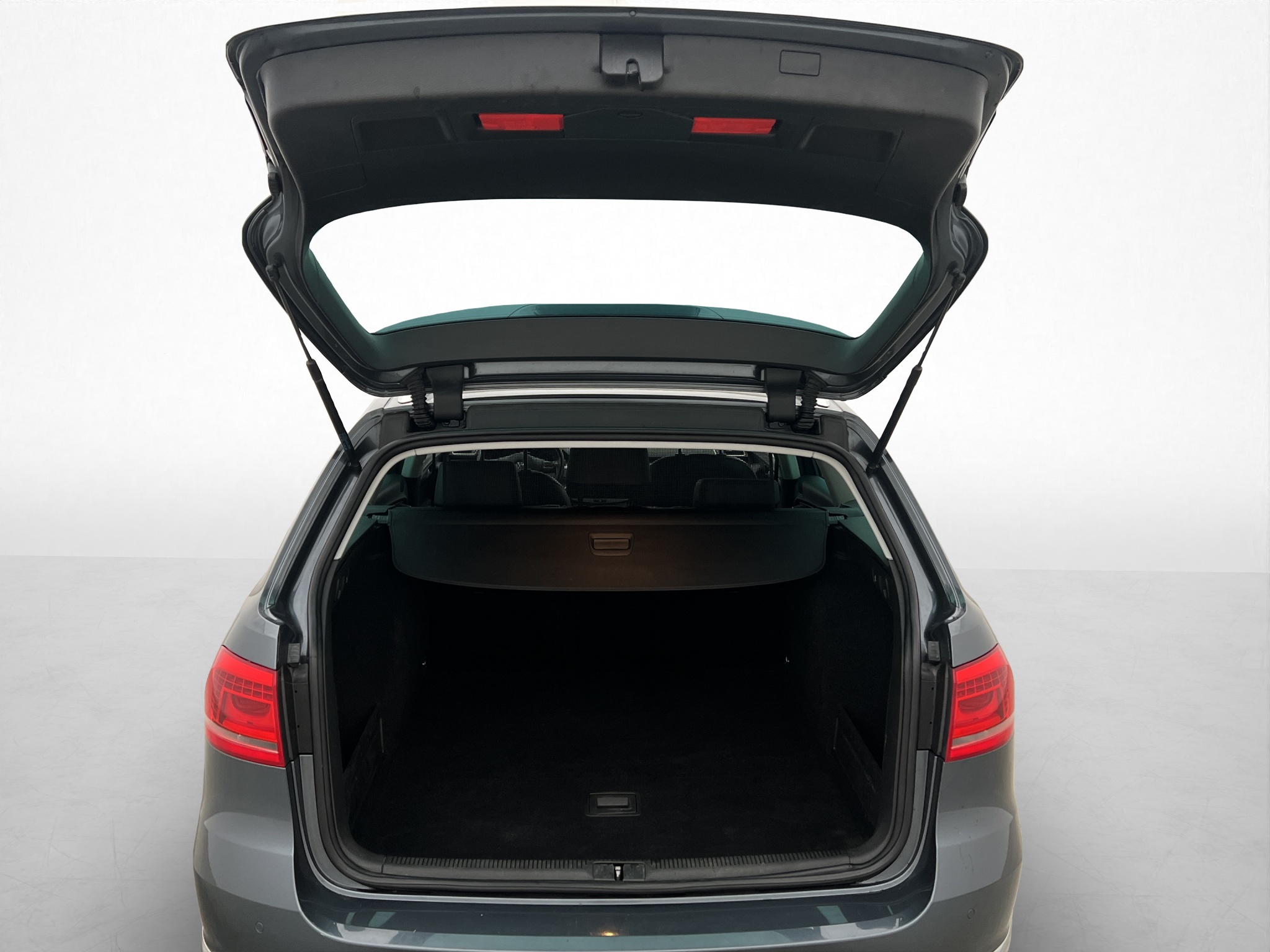 Volkswagen Passat 2014 - miniatyr 27