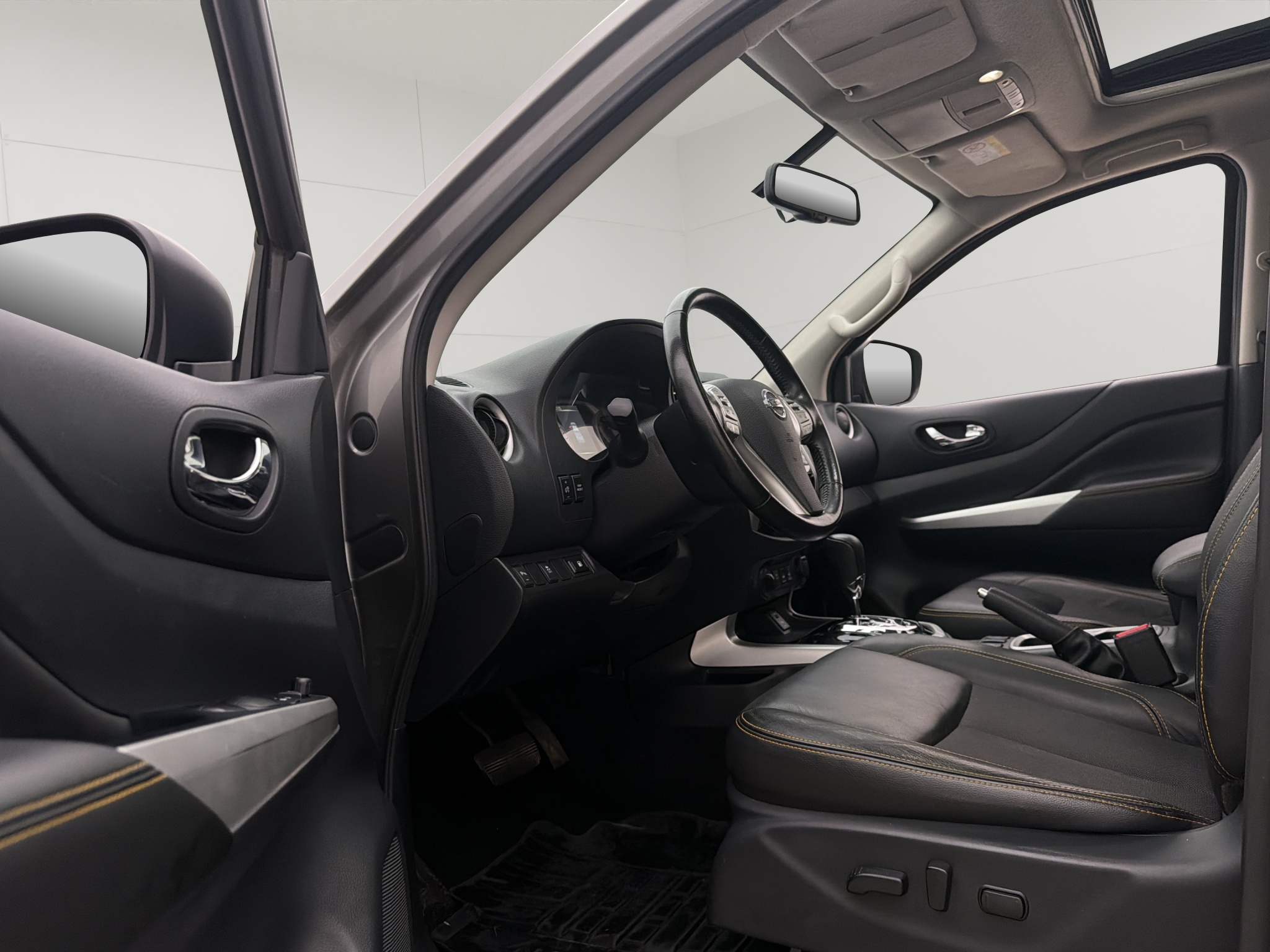 Nissan Navara 2019 - miniatyr 14