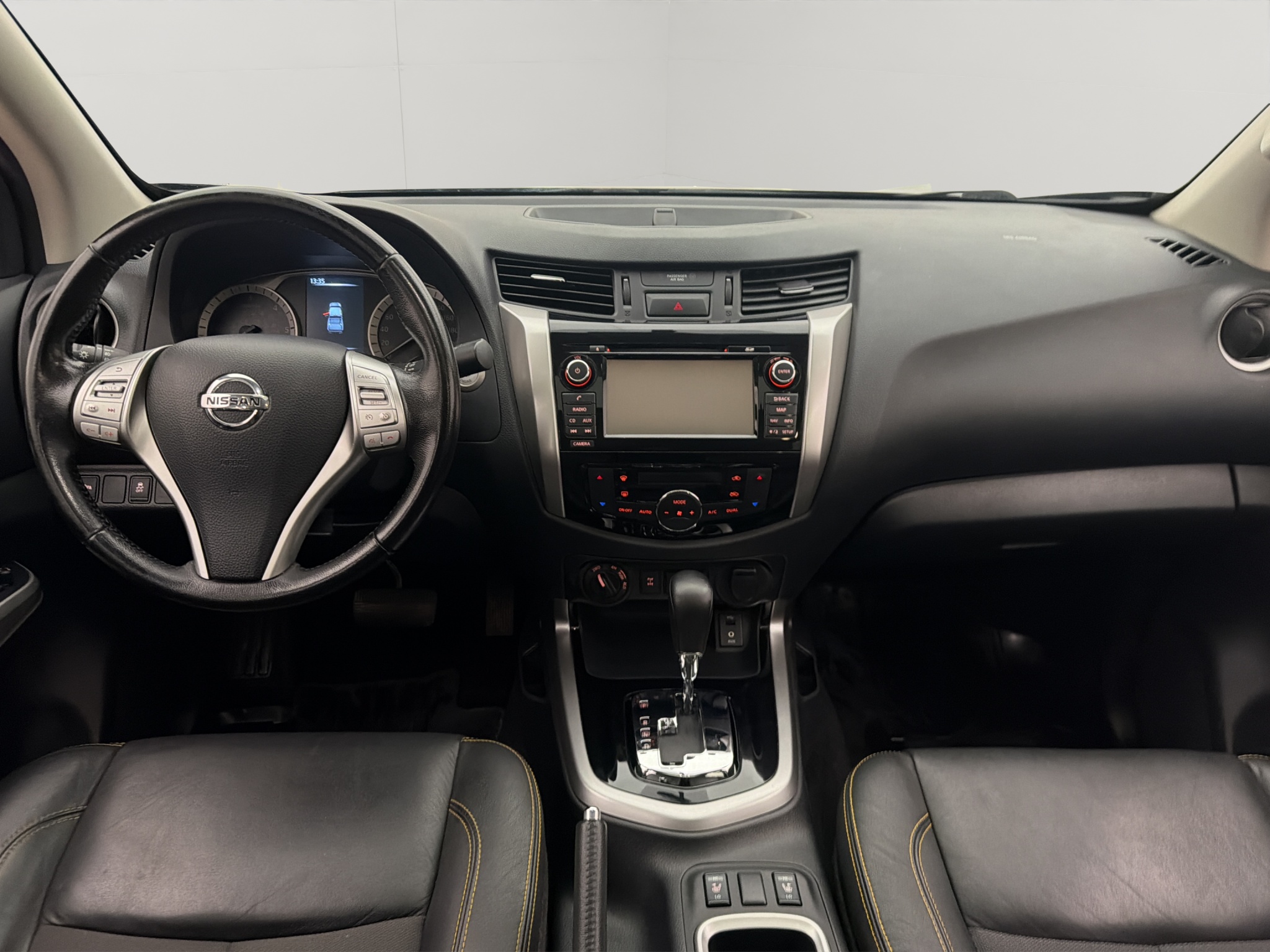 Nissan Navara 2019 - miniatyr 18
