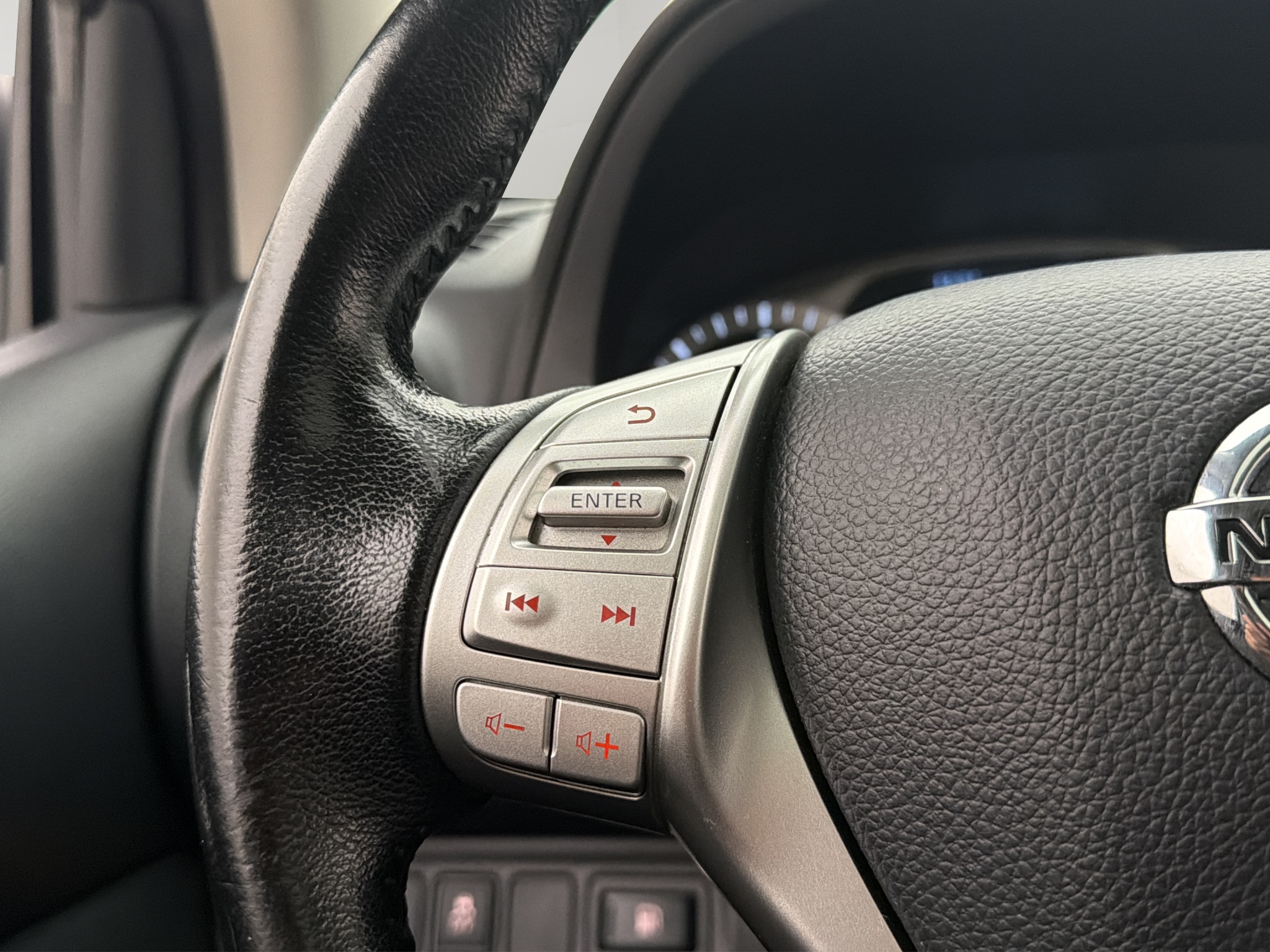 Nissan Navara 2019 - miniatyr 20