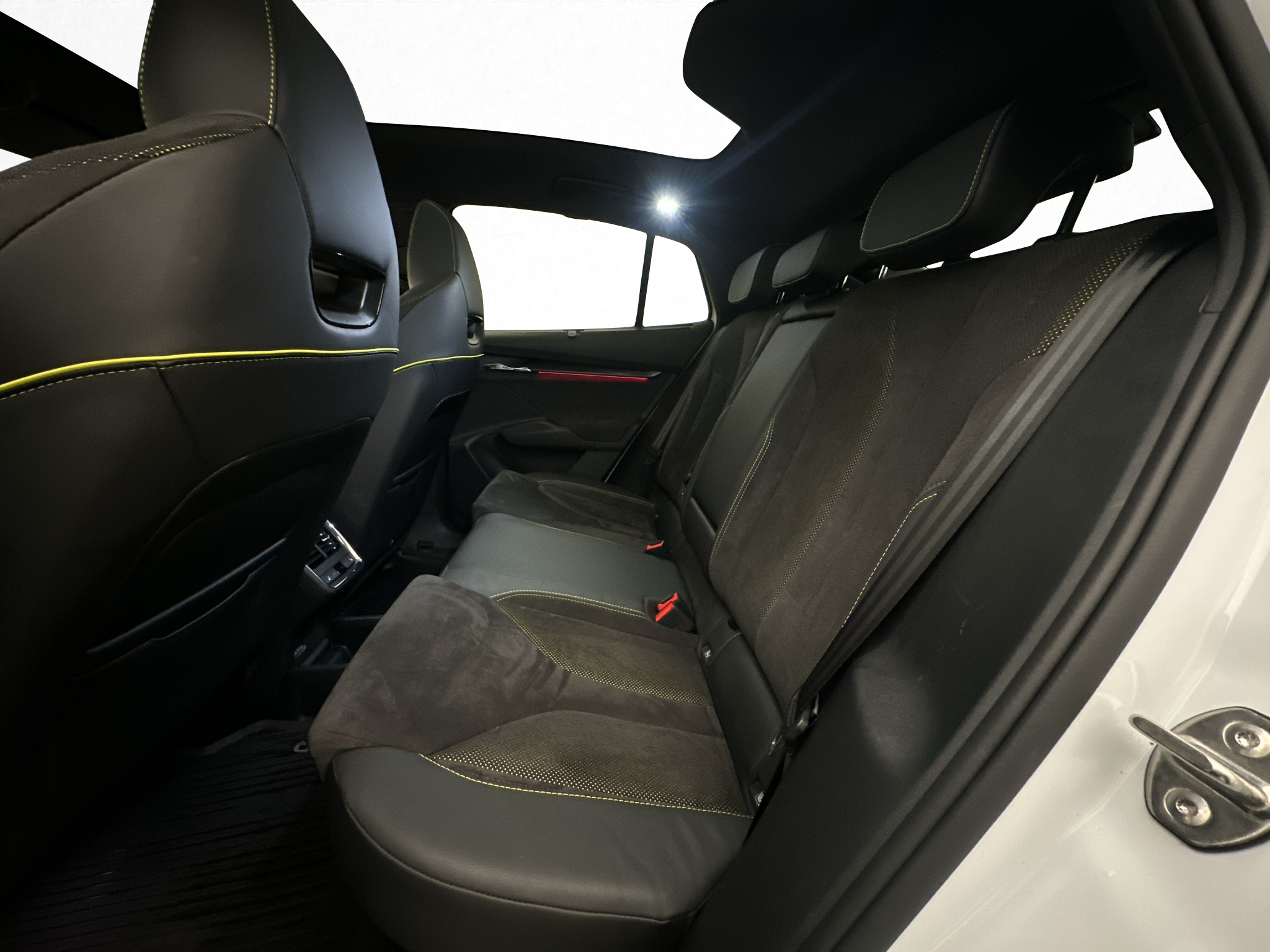 Skoda Enyaq 2023 - miniatyr 29