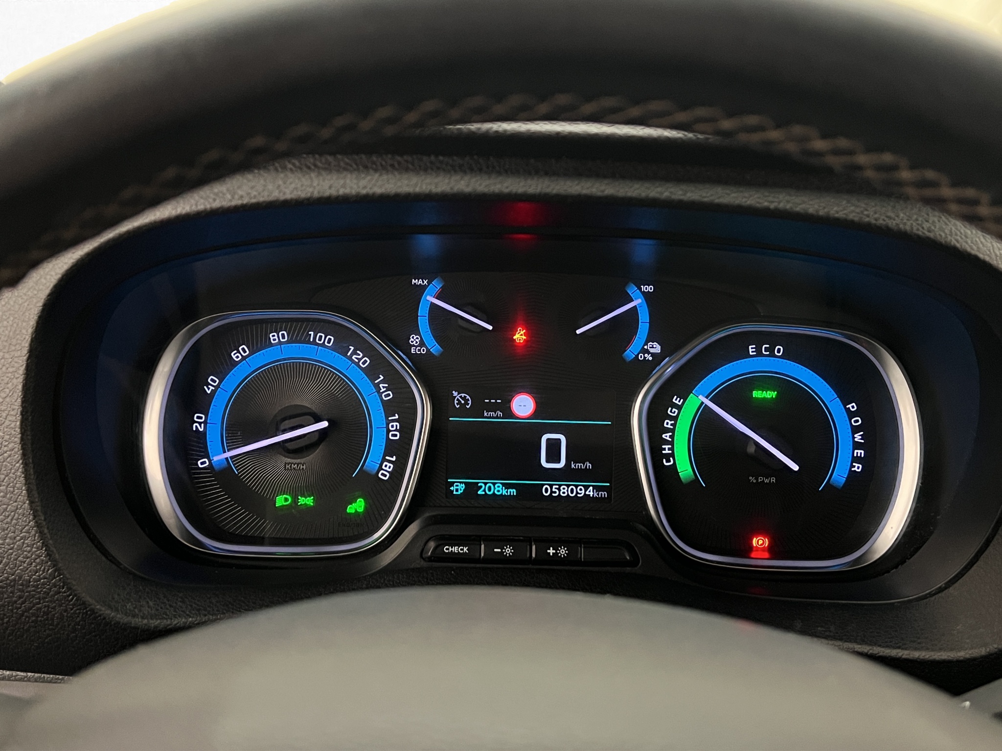Peugeot e-Expert 2022 - miniatyr 18