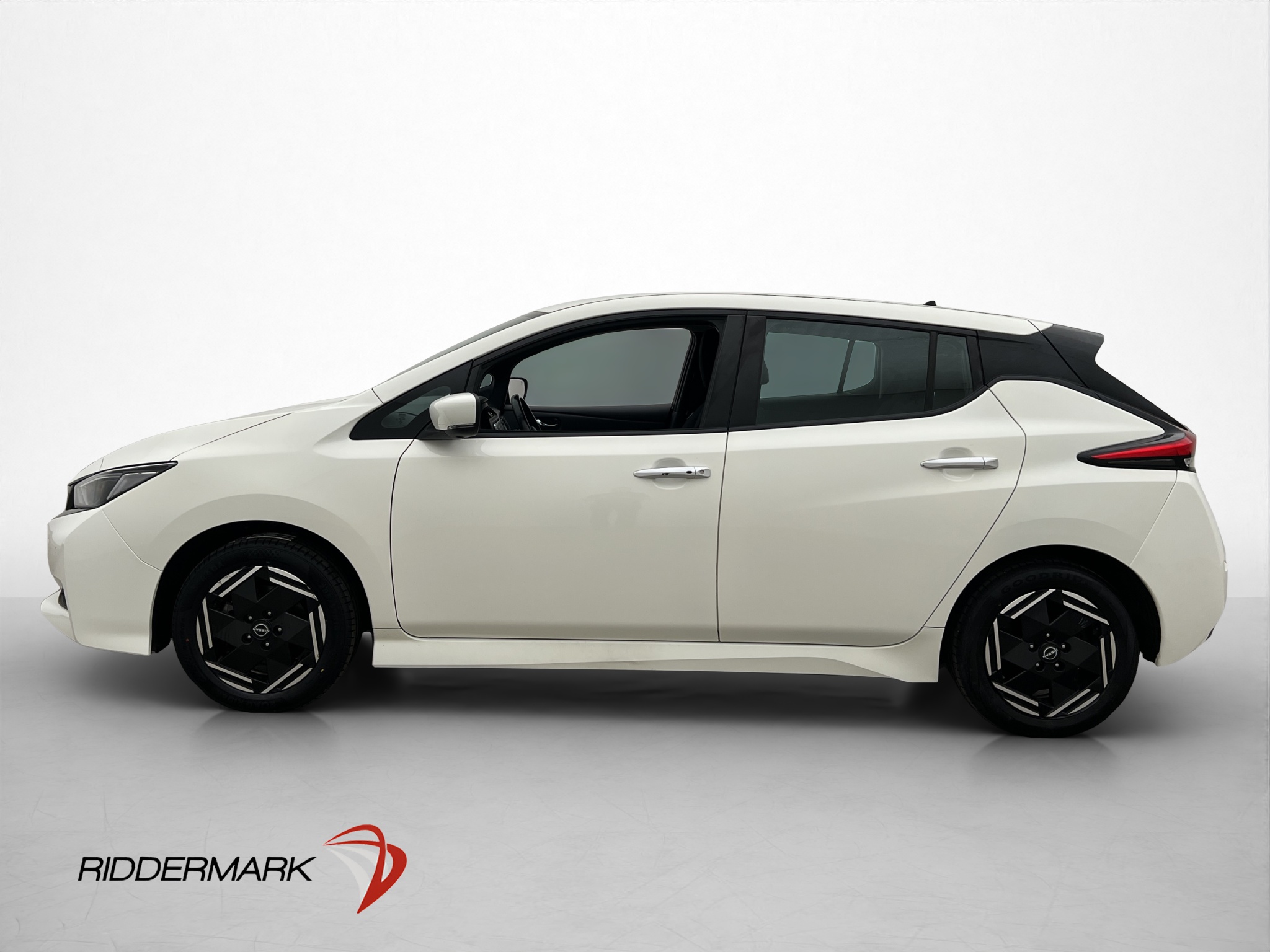 Nissan Leaf 2023 - miniatyr 15