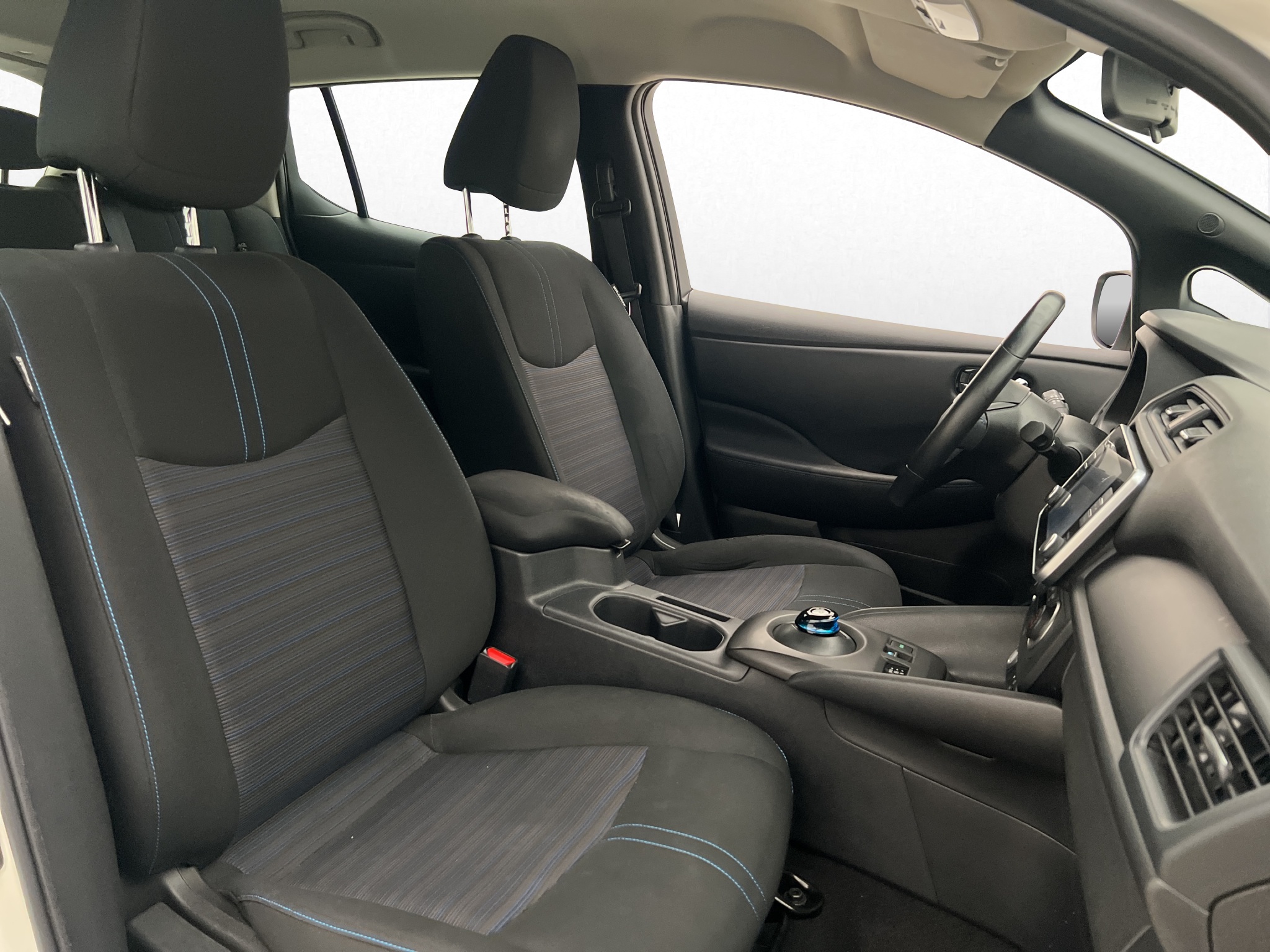 Nissan Leaf 2023 - miniatyr 22