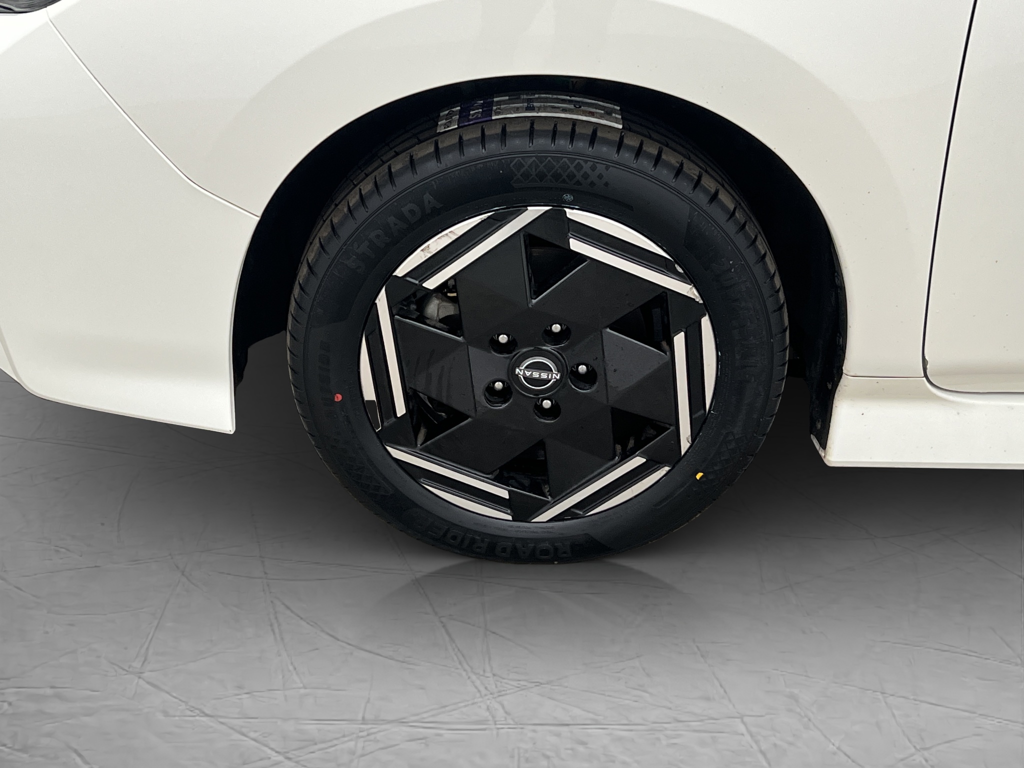 Nissan Leaf 2023 - miniatyr 26