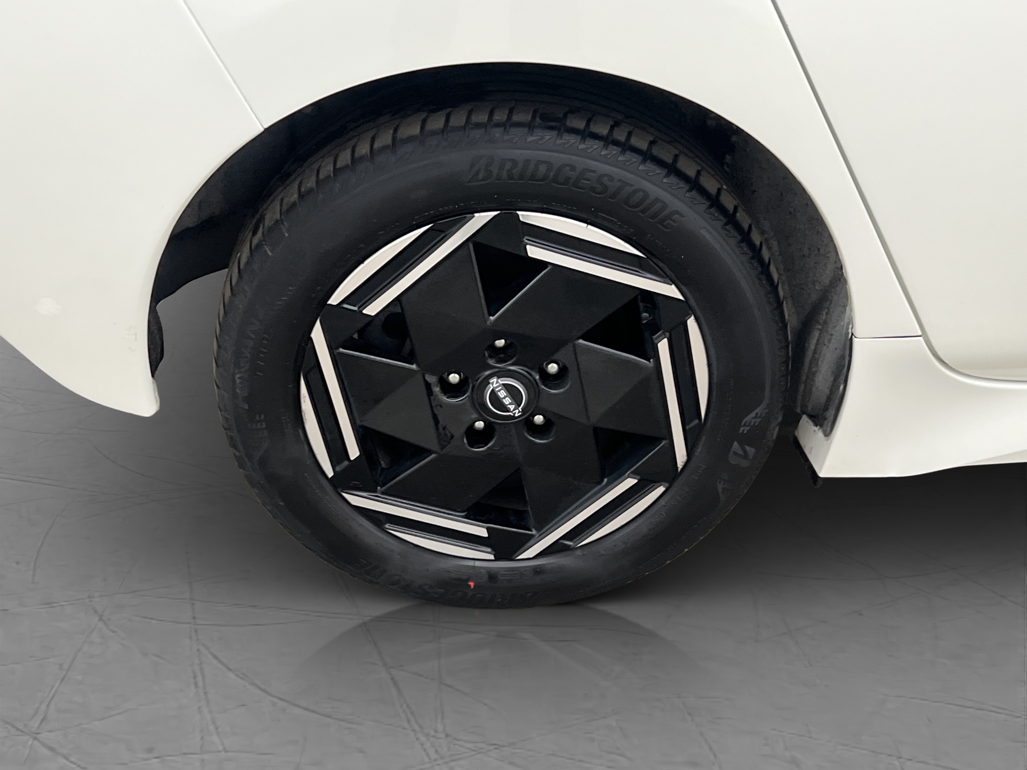 Nissan Leaf 2023 - miniatyr 28