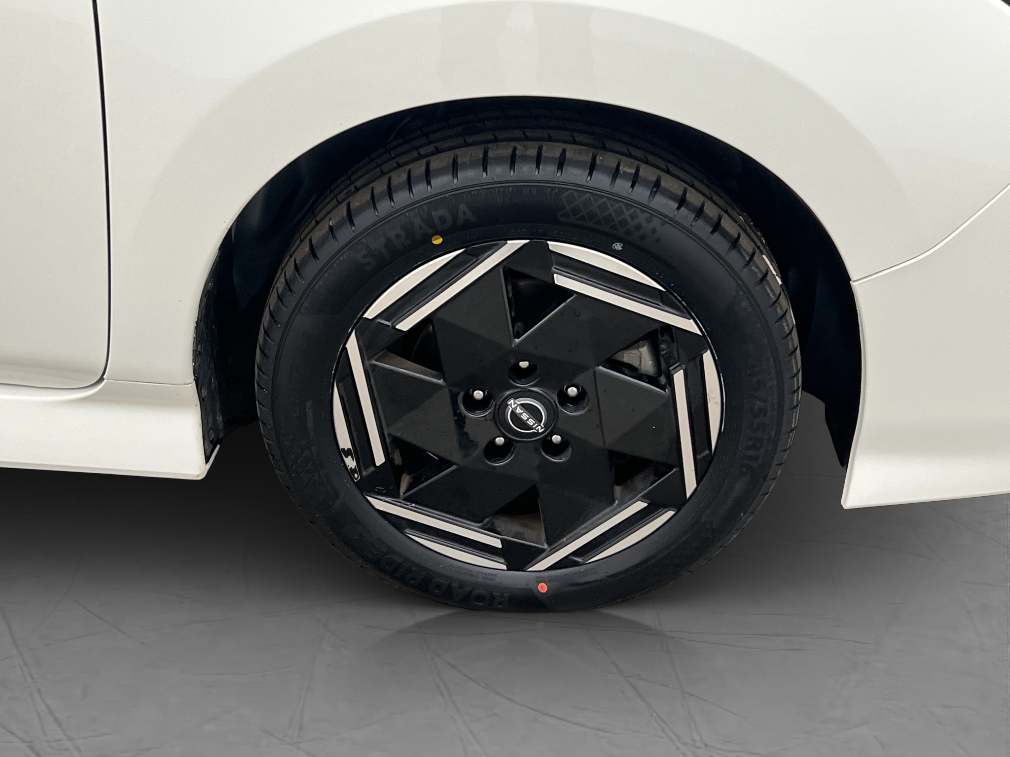 Nissan Leaf 2023 - miniatyr 29