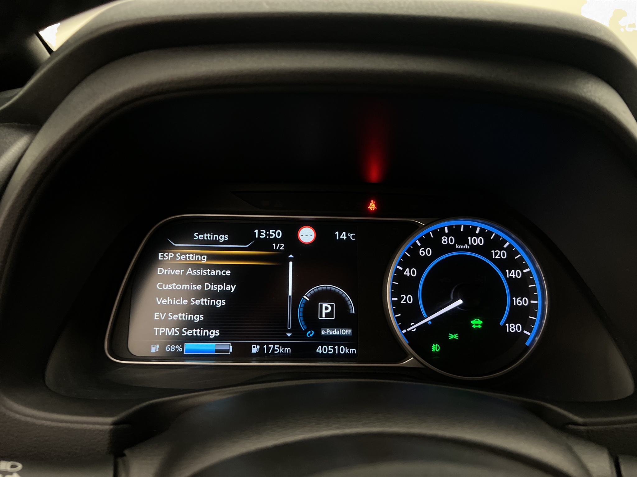 Nissan Leaf 2023 - miniatyr 8