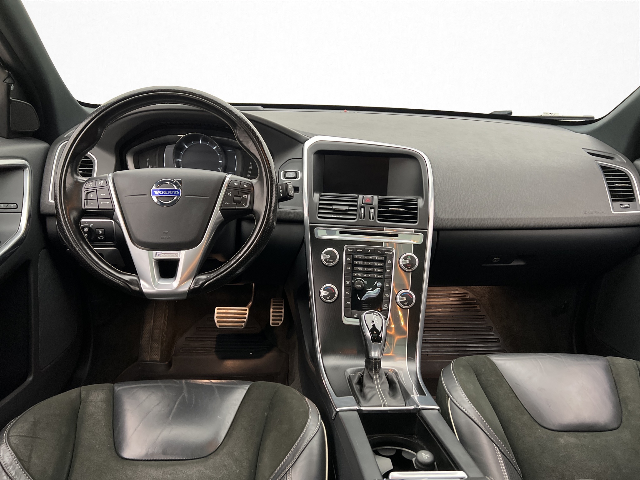 Volvo XC60 2017 - miniatyr 12