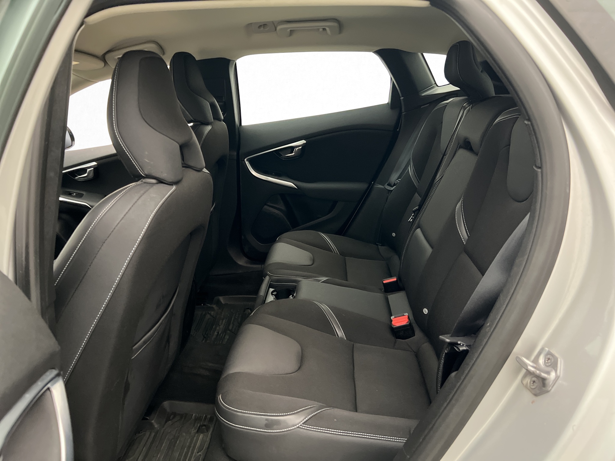 Volvo V40 2015 - miniatyr 26