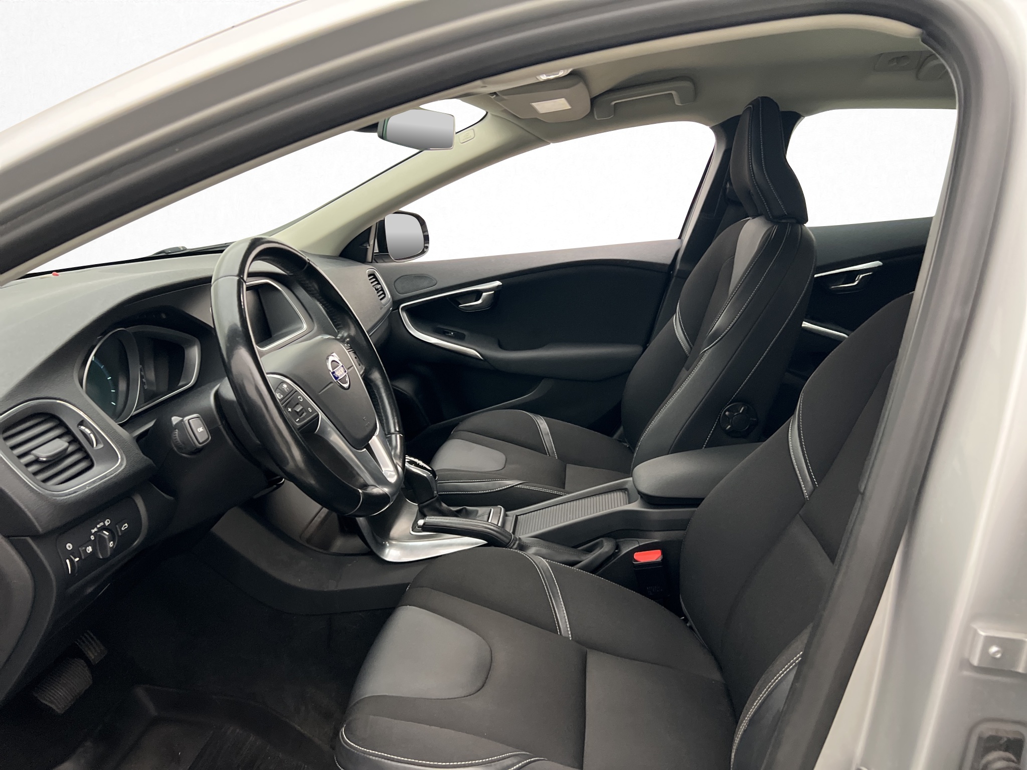 Volvo V40 2015 - miniatyr 4