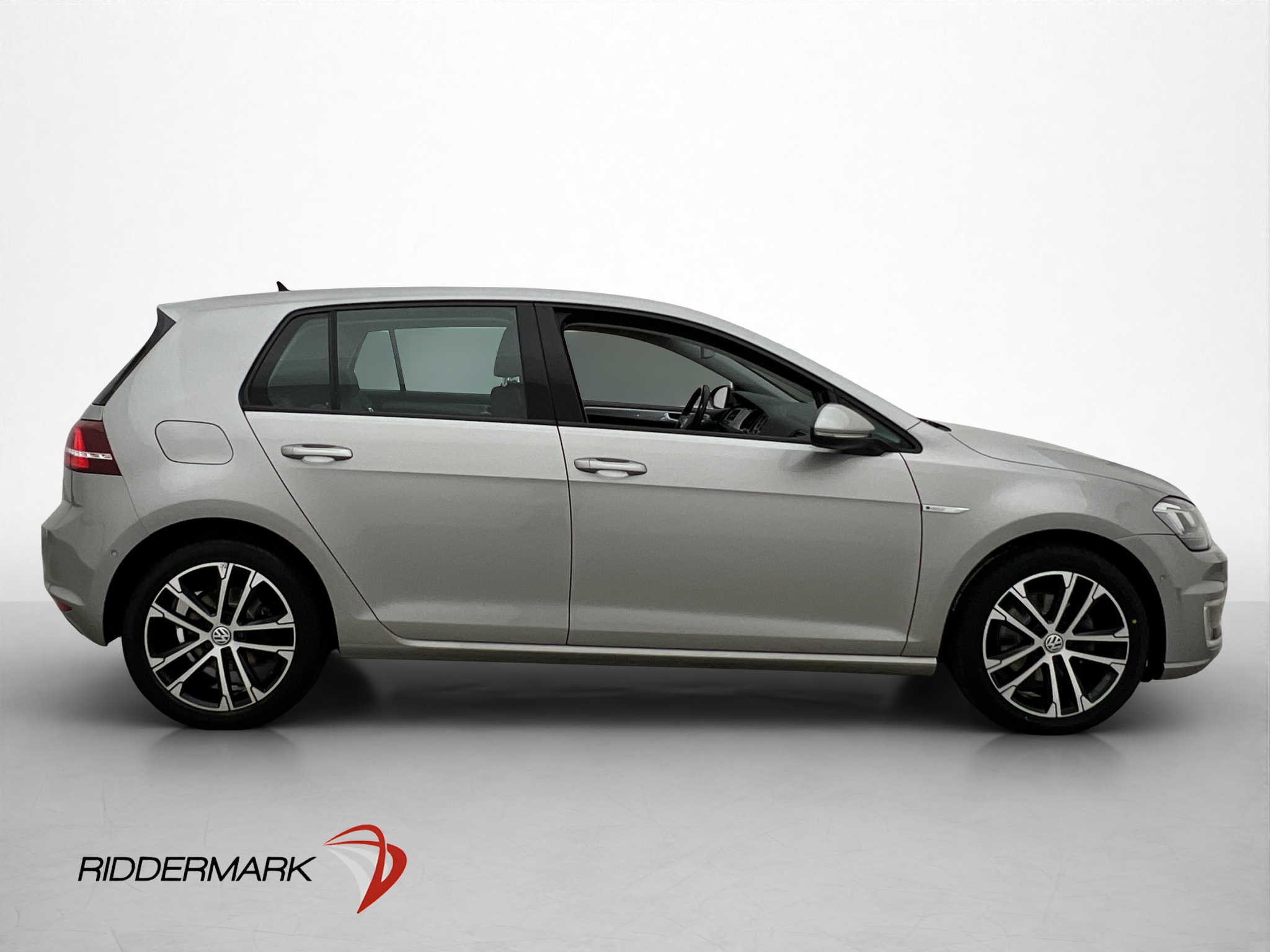 Volkswagen E-Golf 2016 - miniatyr 15