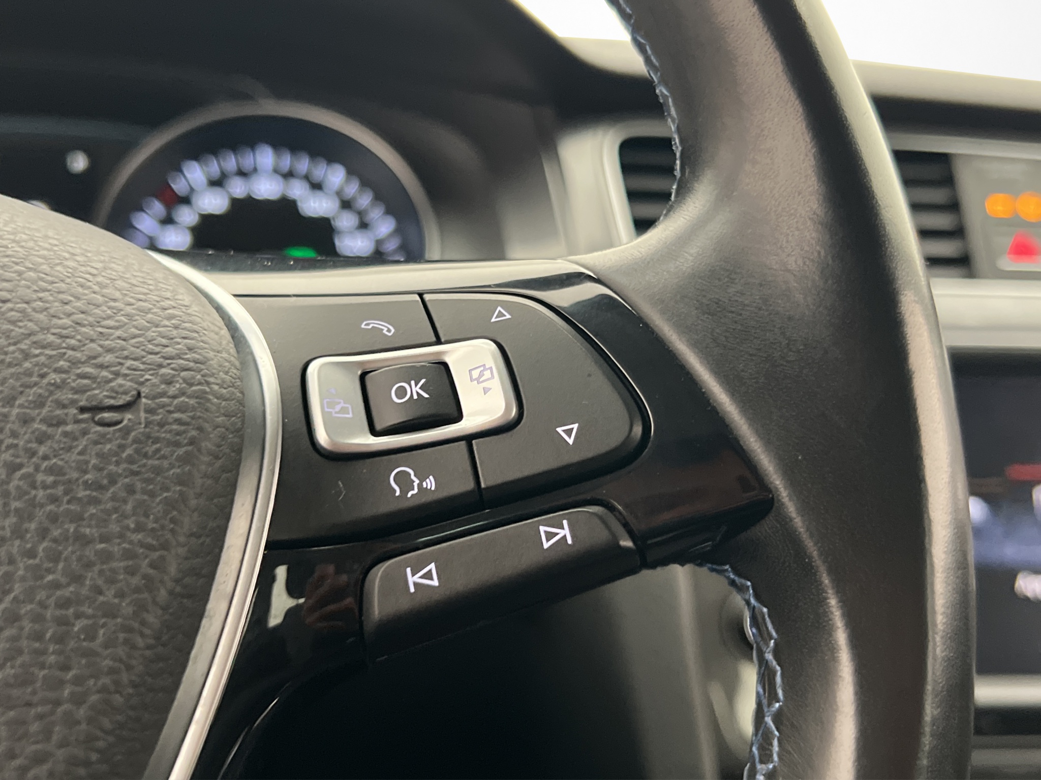 Volkswagen E-Golf 2016 - miniatyr 16