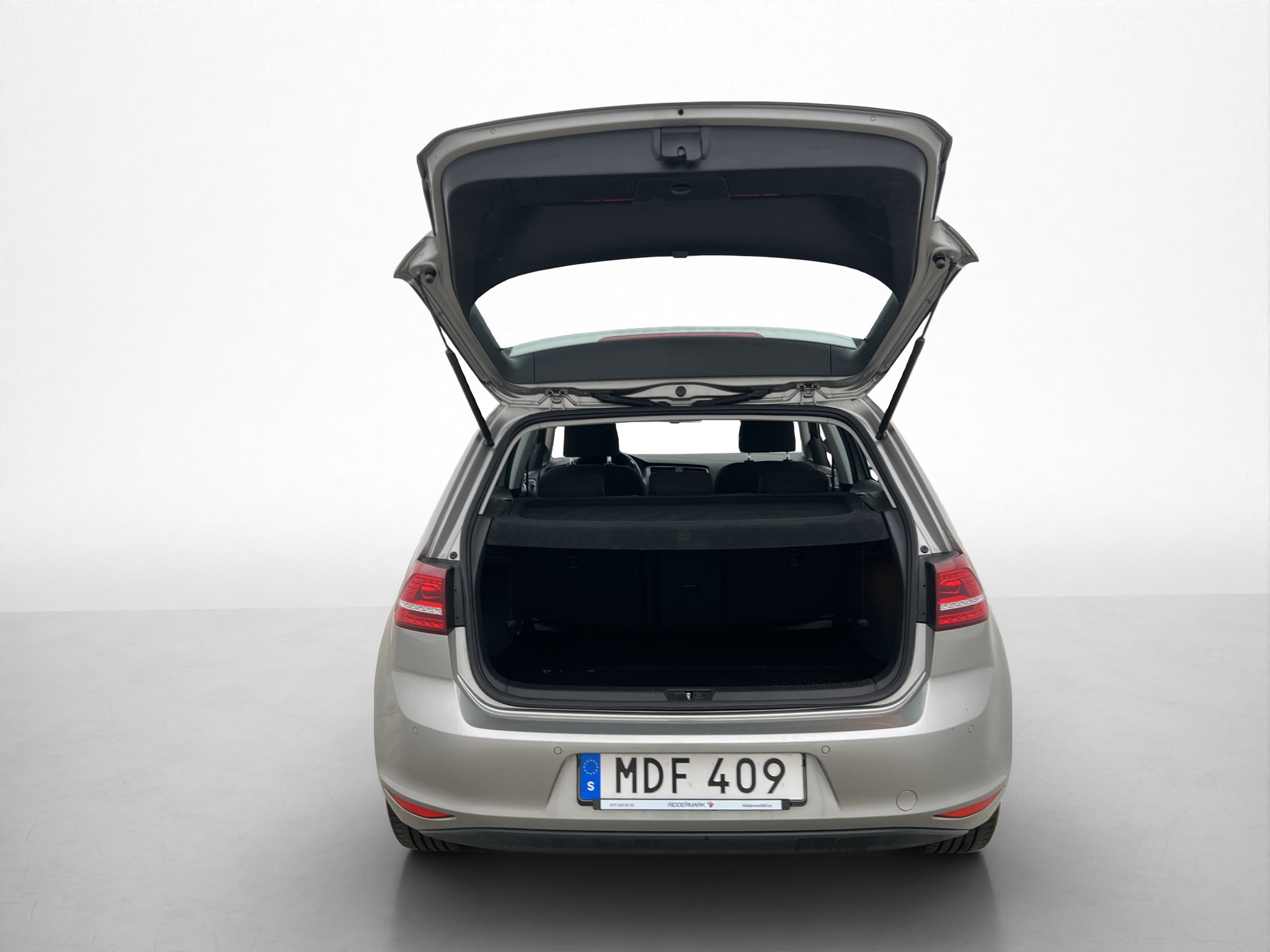 Volkswagen E-Golf 2016 - miniatyr 25