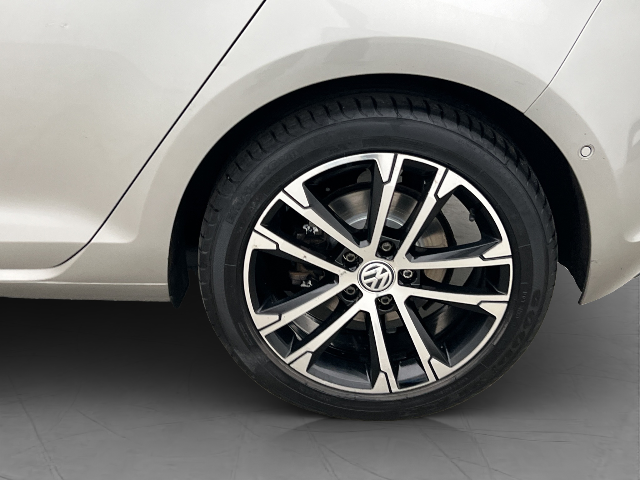 Volkswagen E-Golf 2016 - miniatyr 27