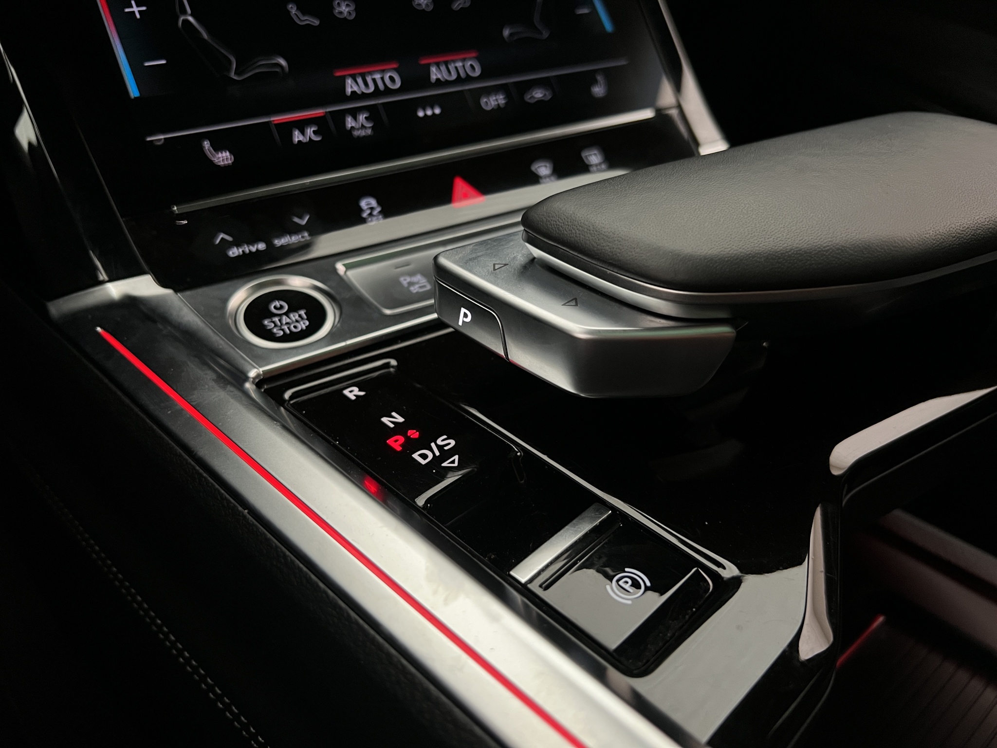 Audi Q8 2024 - miniatyr 20