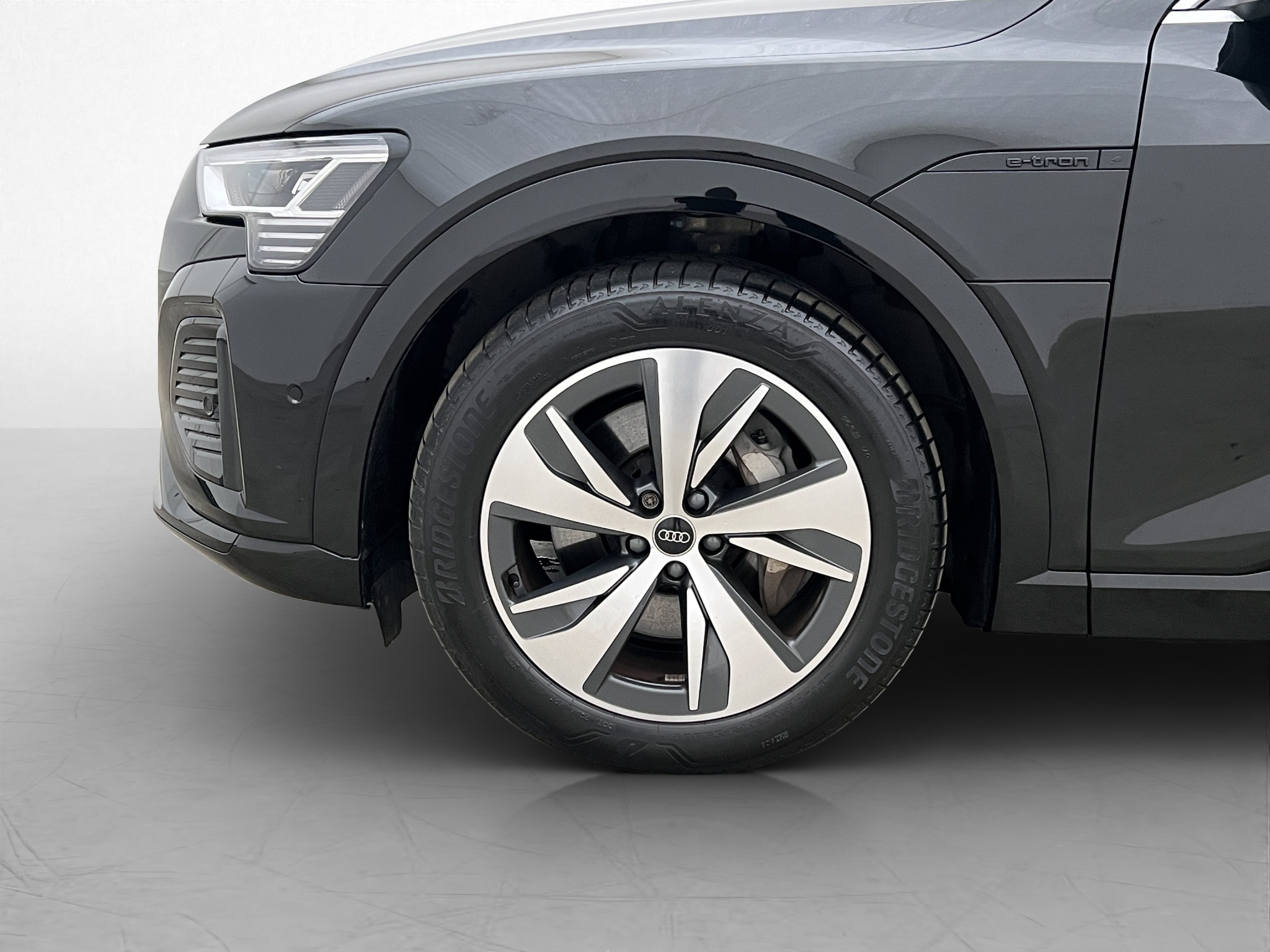 Audi Q8 2024 - miniatyr 35