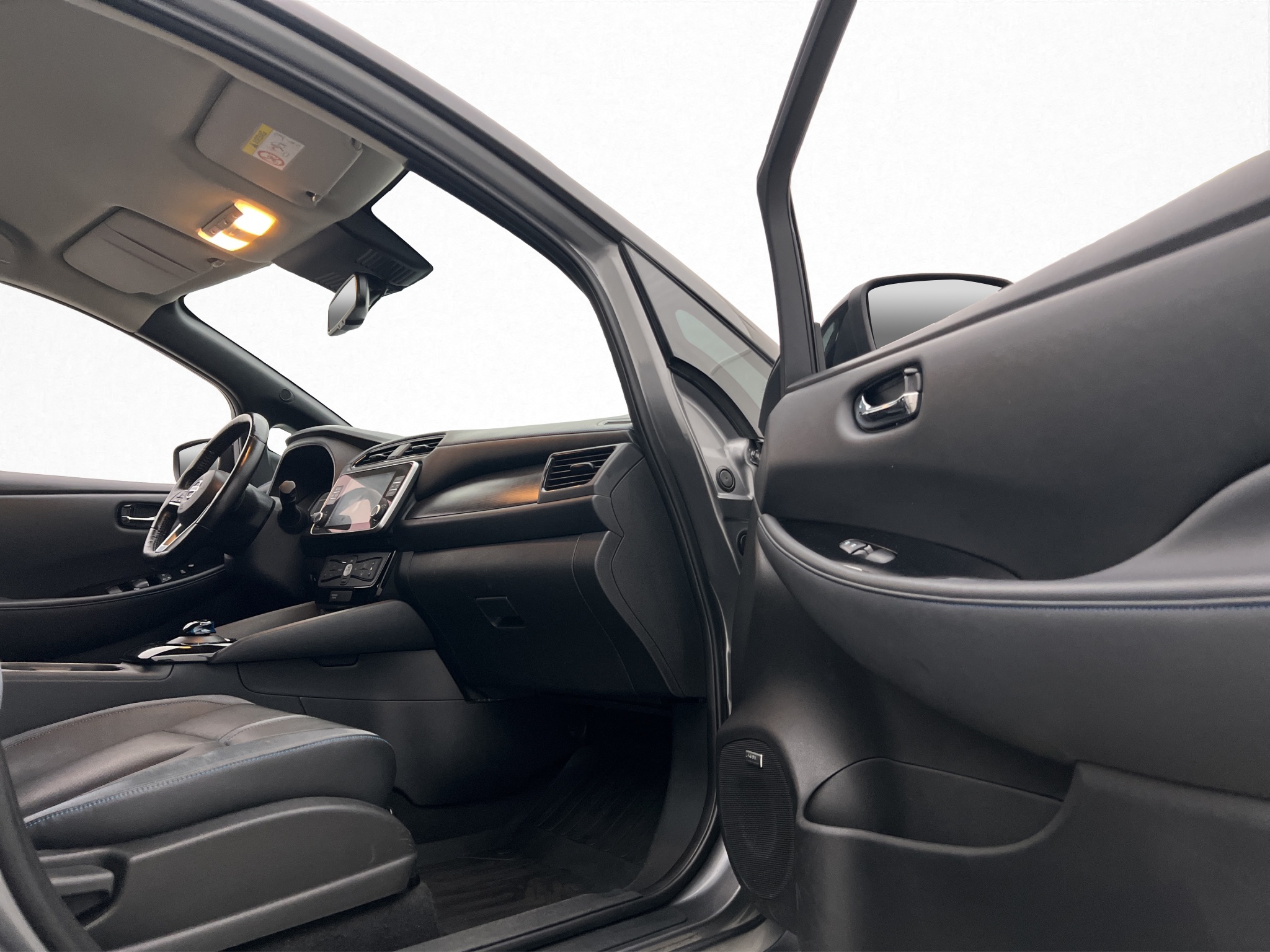 Nissan Leaf 2019 - miniatyr 17