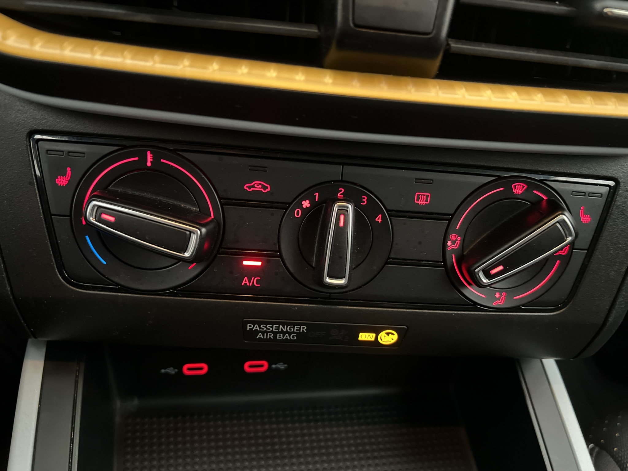 Seat Arona 2022 - miniatyr 21