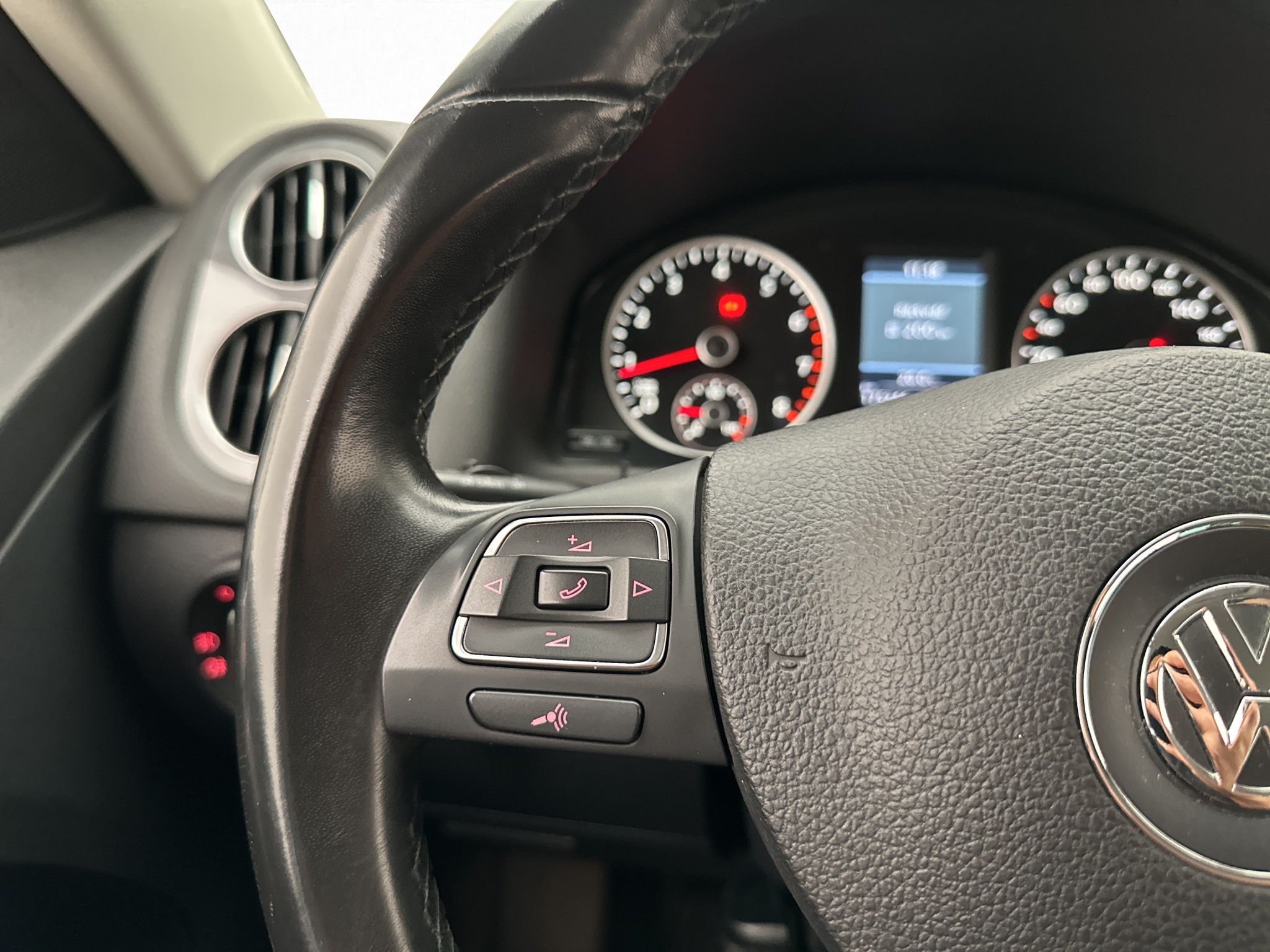 Volkswagen Tiguan 2013 - miniatyr 14