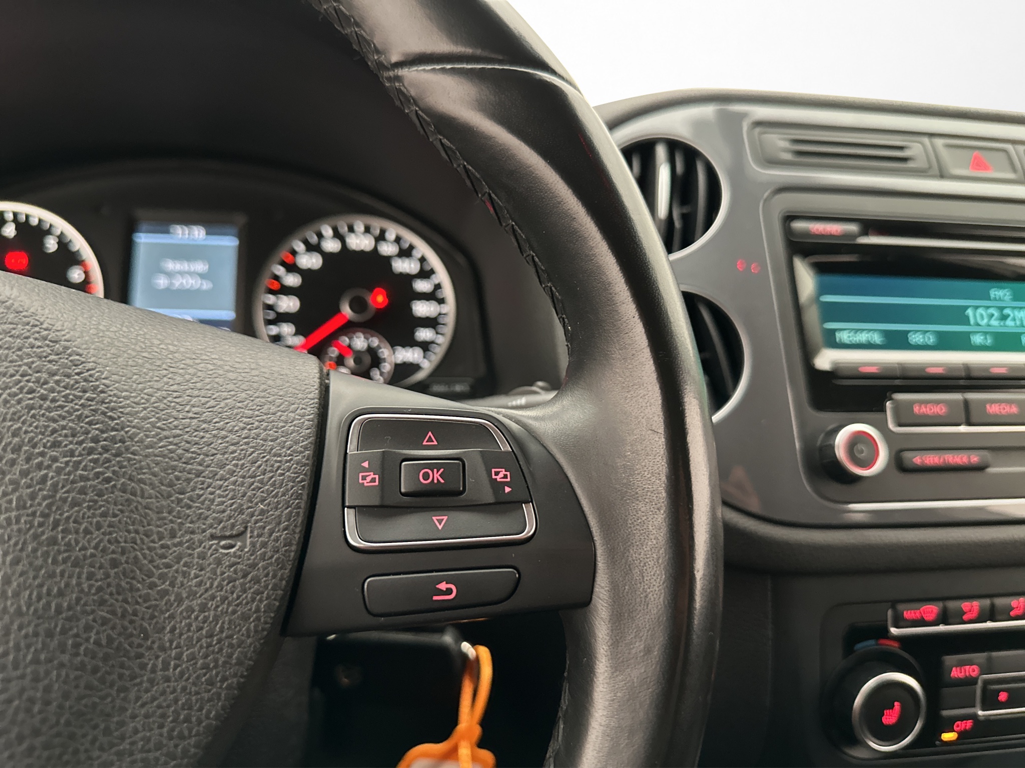 Volkswagen Tiguan 2013 - miniatyr 17