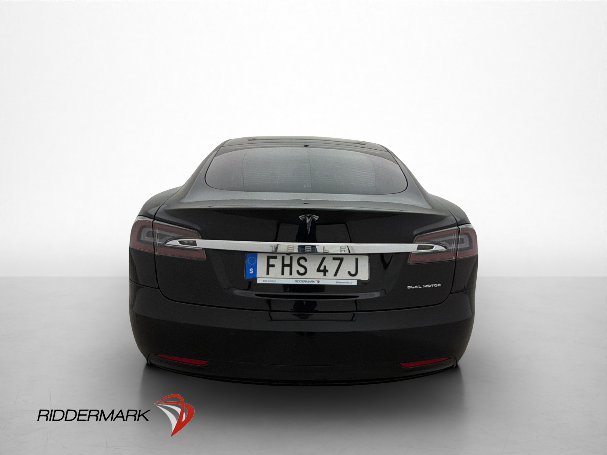 Tesla Model S 2019 - miniatyr 11