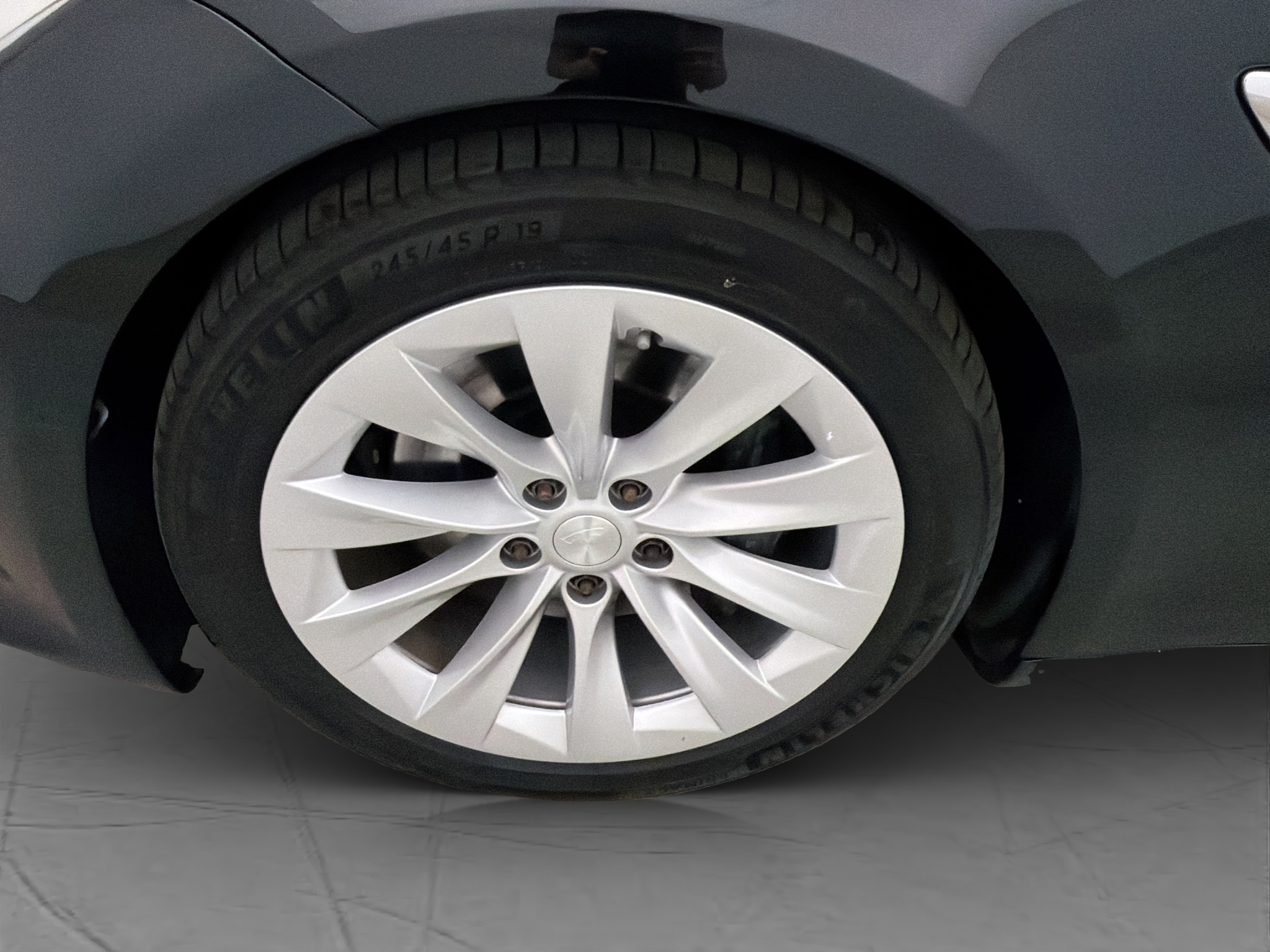 Tesla Model S 2019 - miniatyr 26