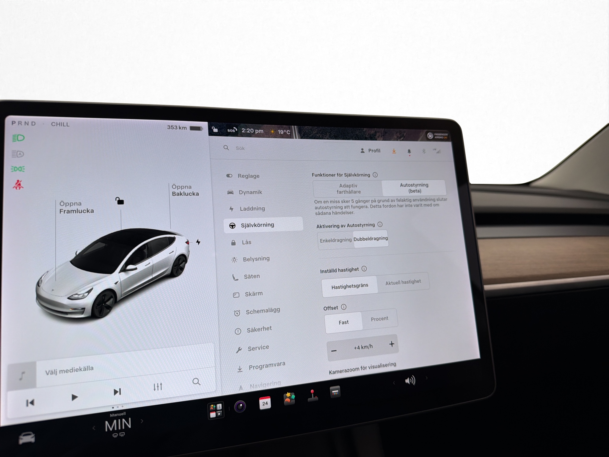 Tesla Model 3 2021 - miniatyr 21